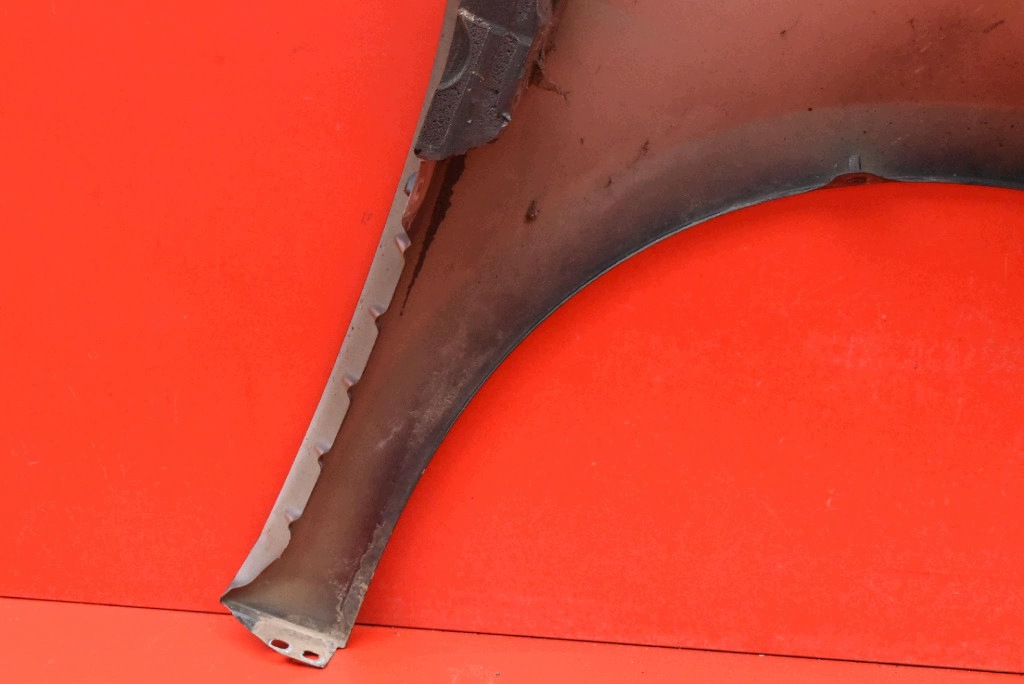 fender left front front LC8Z VW PASSAT CC 08-12