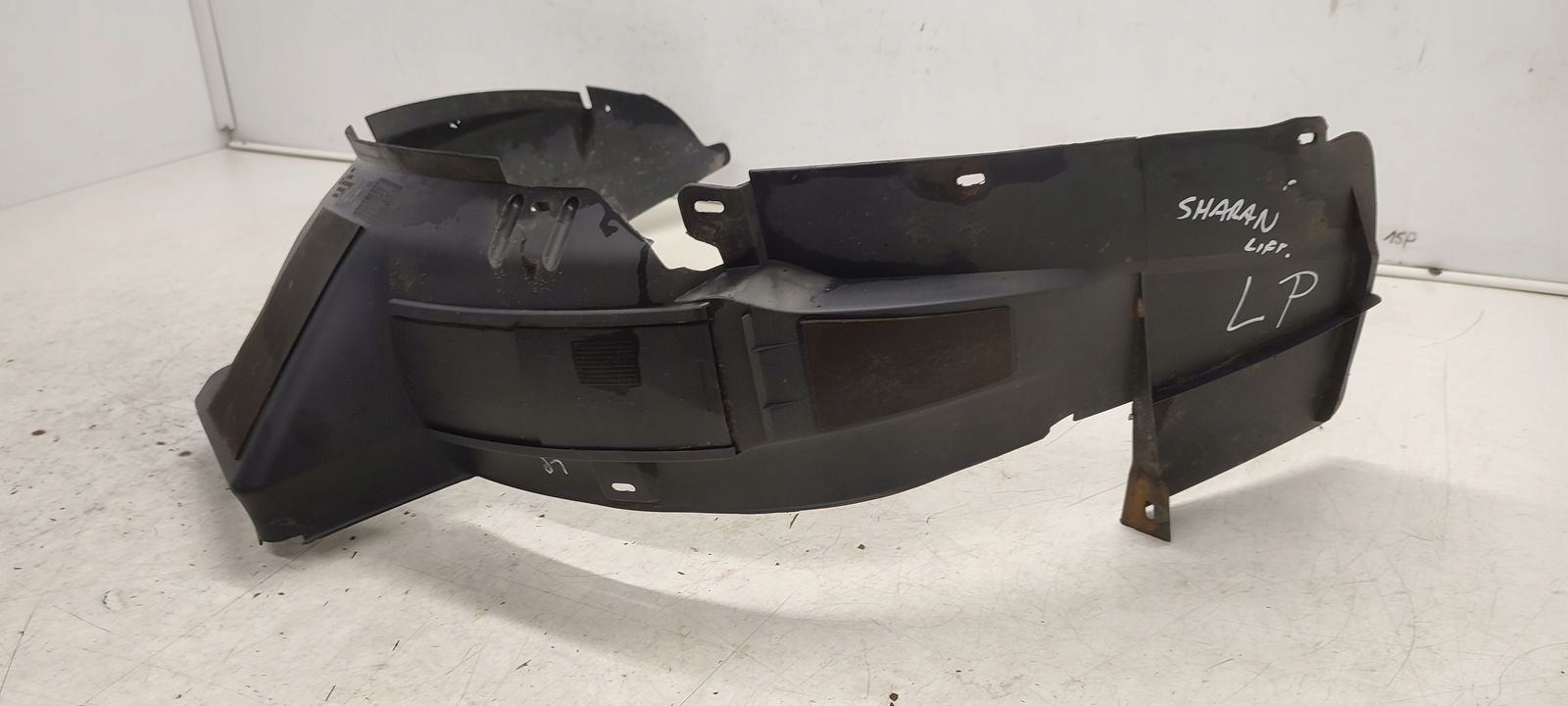 mudguard front front left VW Sharan and LIFT 1,9 TDI