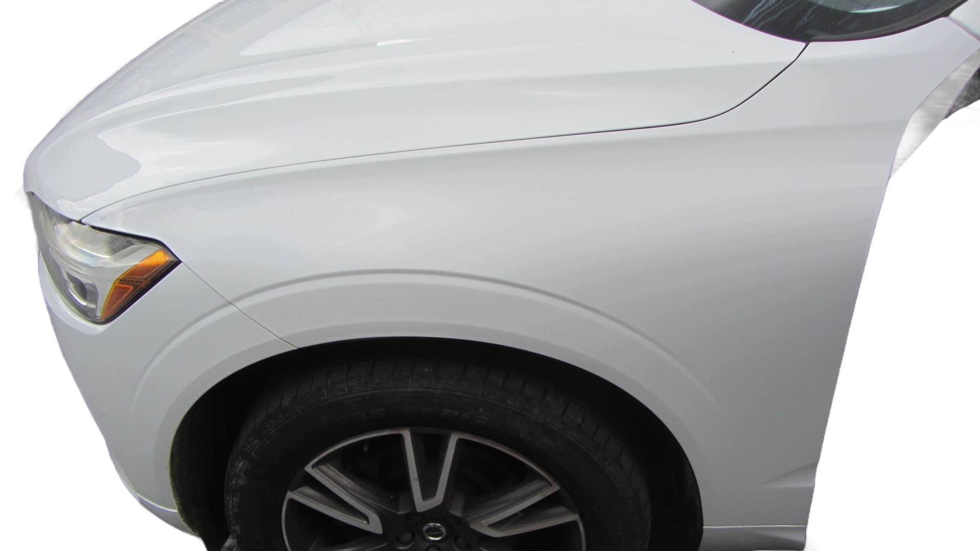 VOLVO XC60 II XC 60 2 front fender left front original white 614-46