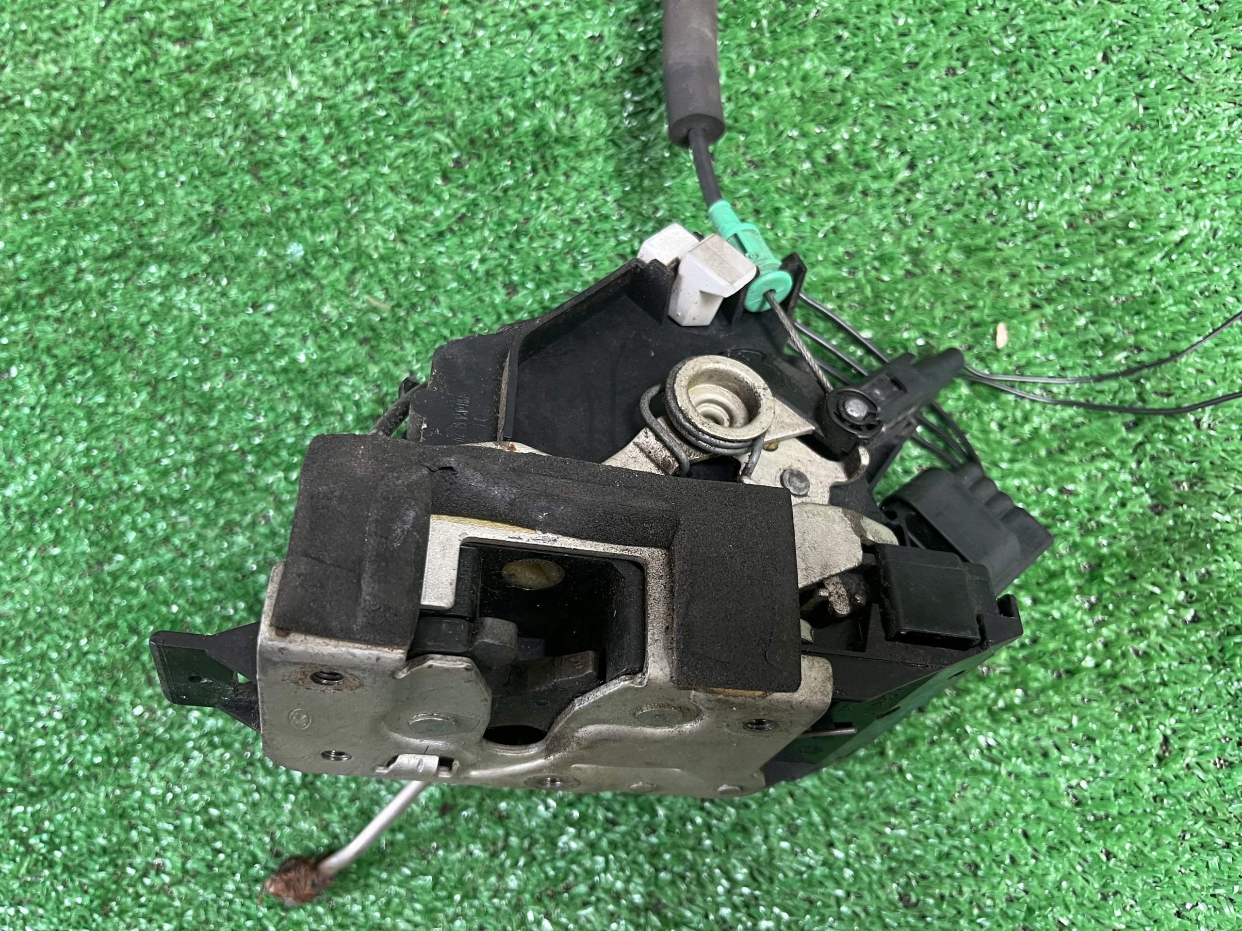 lock door left rear part rear JAGUAR X-TYPE