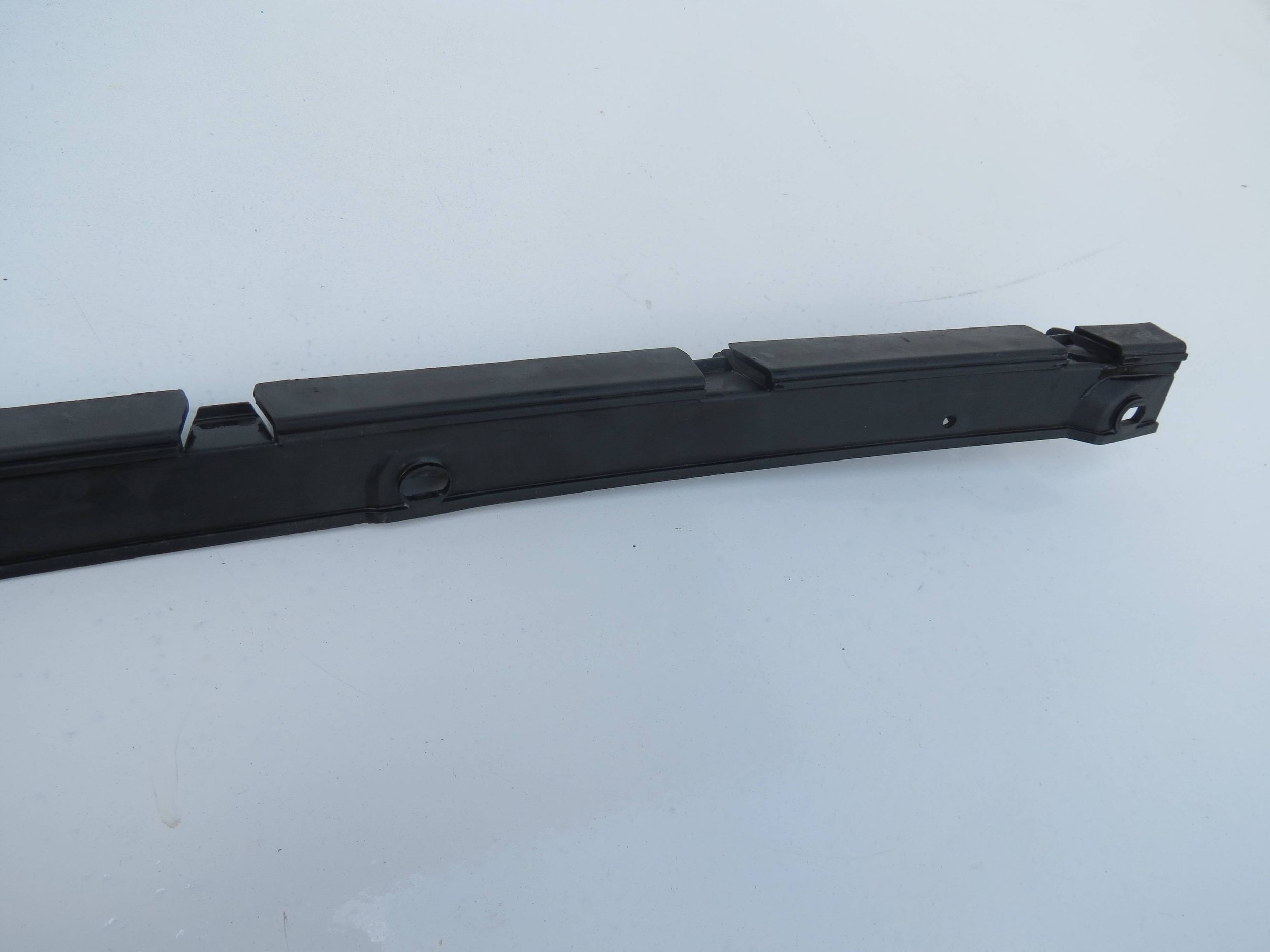 bumper bracket the centre rear part PORSCHE CAYENNE 9P 4.5 T 7L5807863B