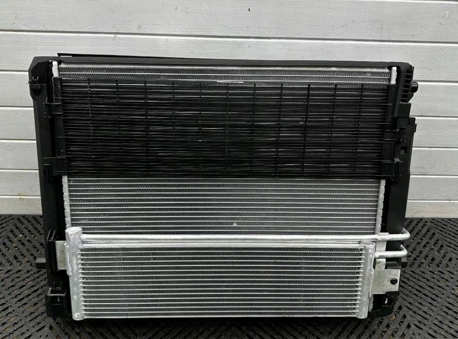 support panel for radiators front BMW M3 G80 M4 G82 G83 KOMPLET of radiators