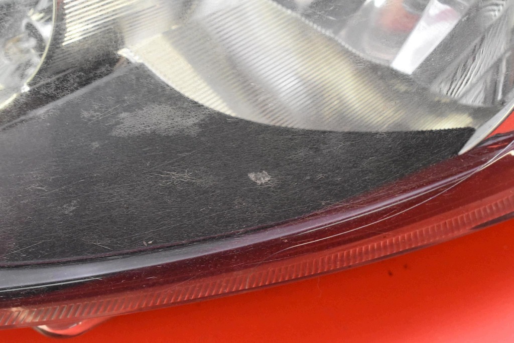 REFLEKTOR left light front EU 8A61-13W030-AH FORD FIESTA MK7 08-17