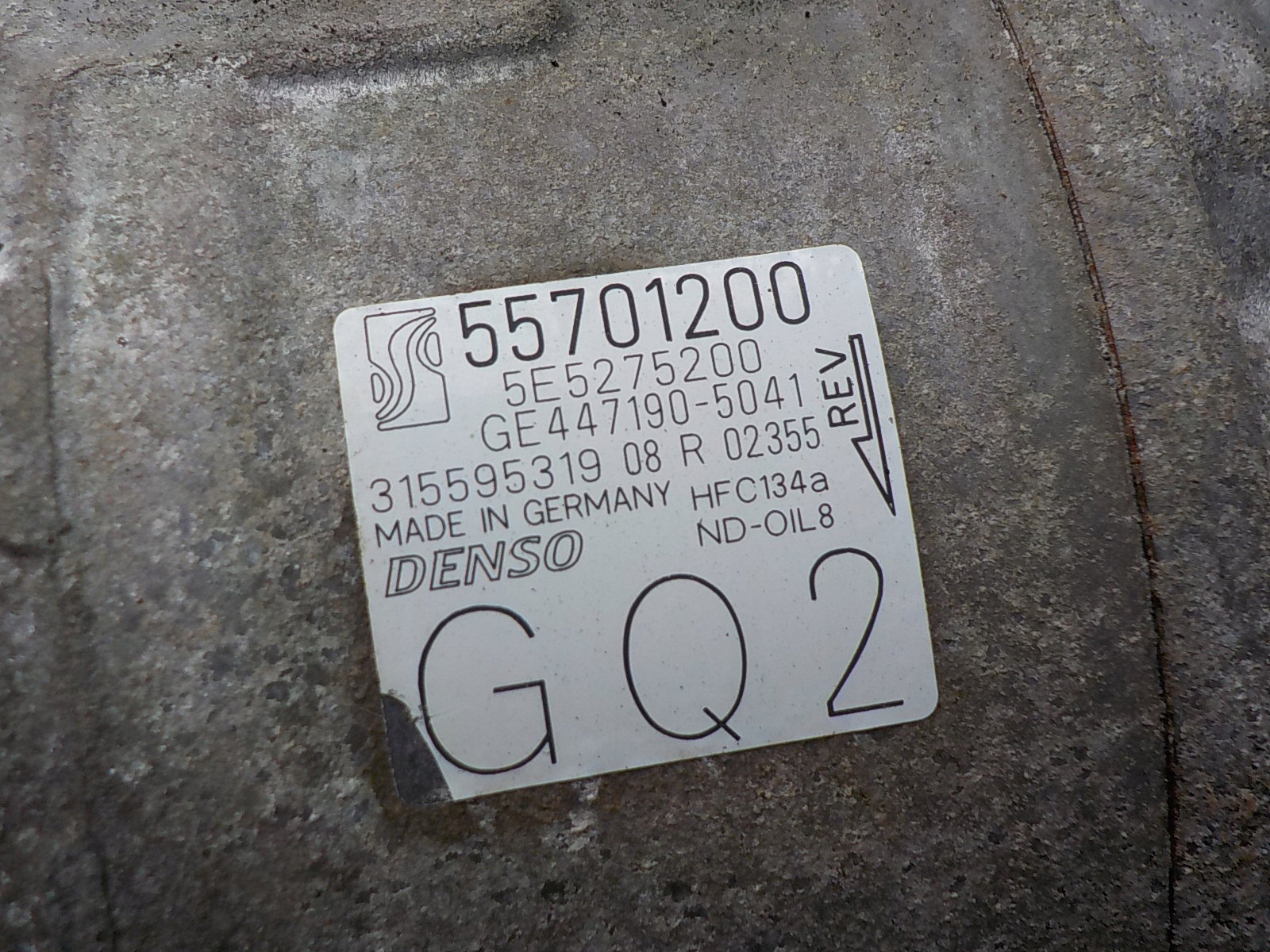 OPEL CORSA D 1.2 originál kompresor pumpa klimatizaci 55701200