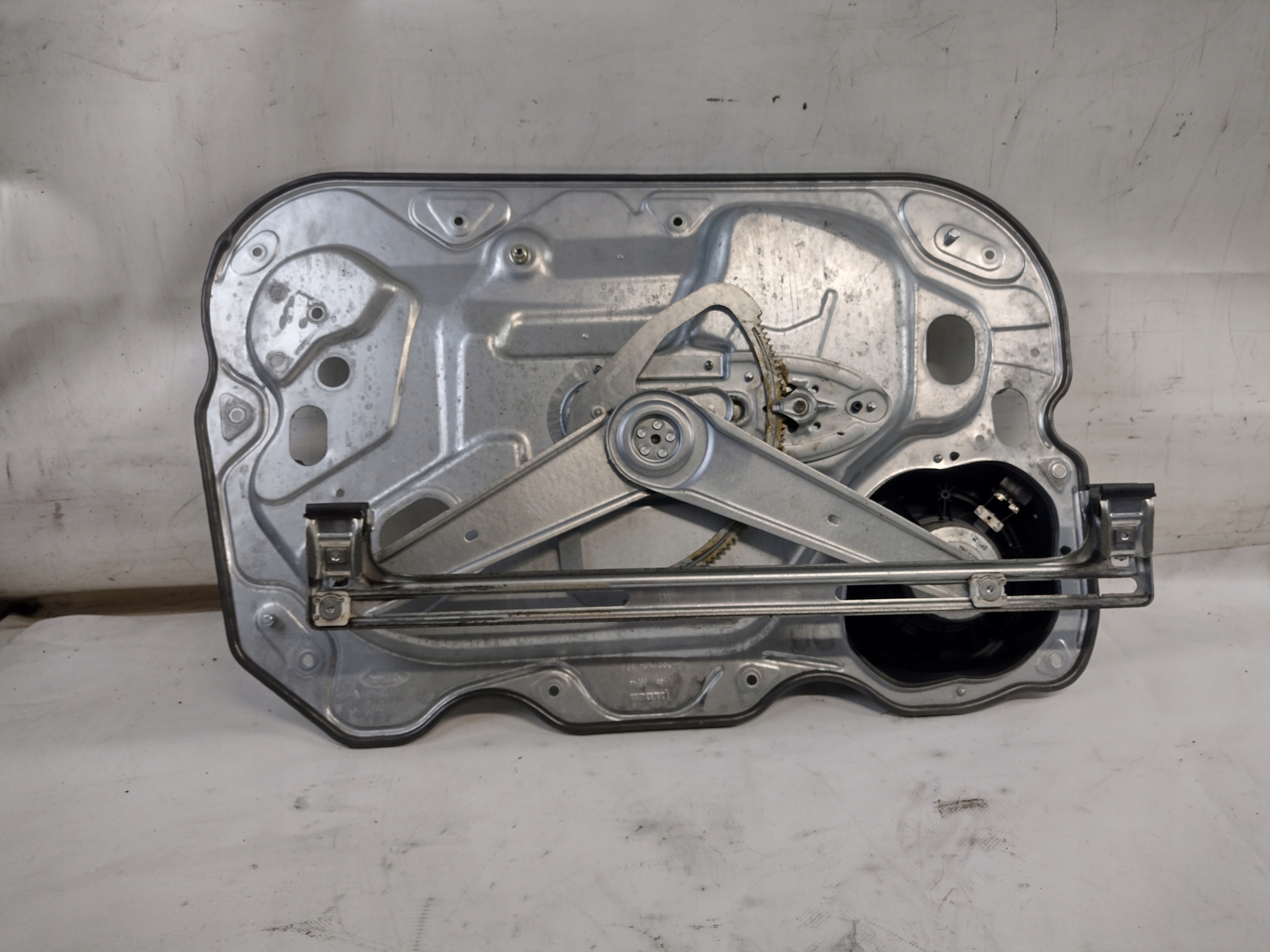 window regulator right front Ford Kuga Mk1 and 7M51-R045H16-A