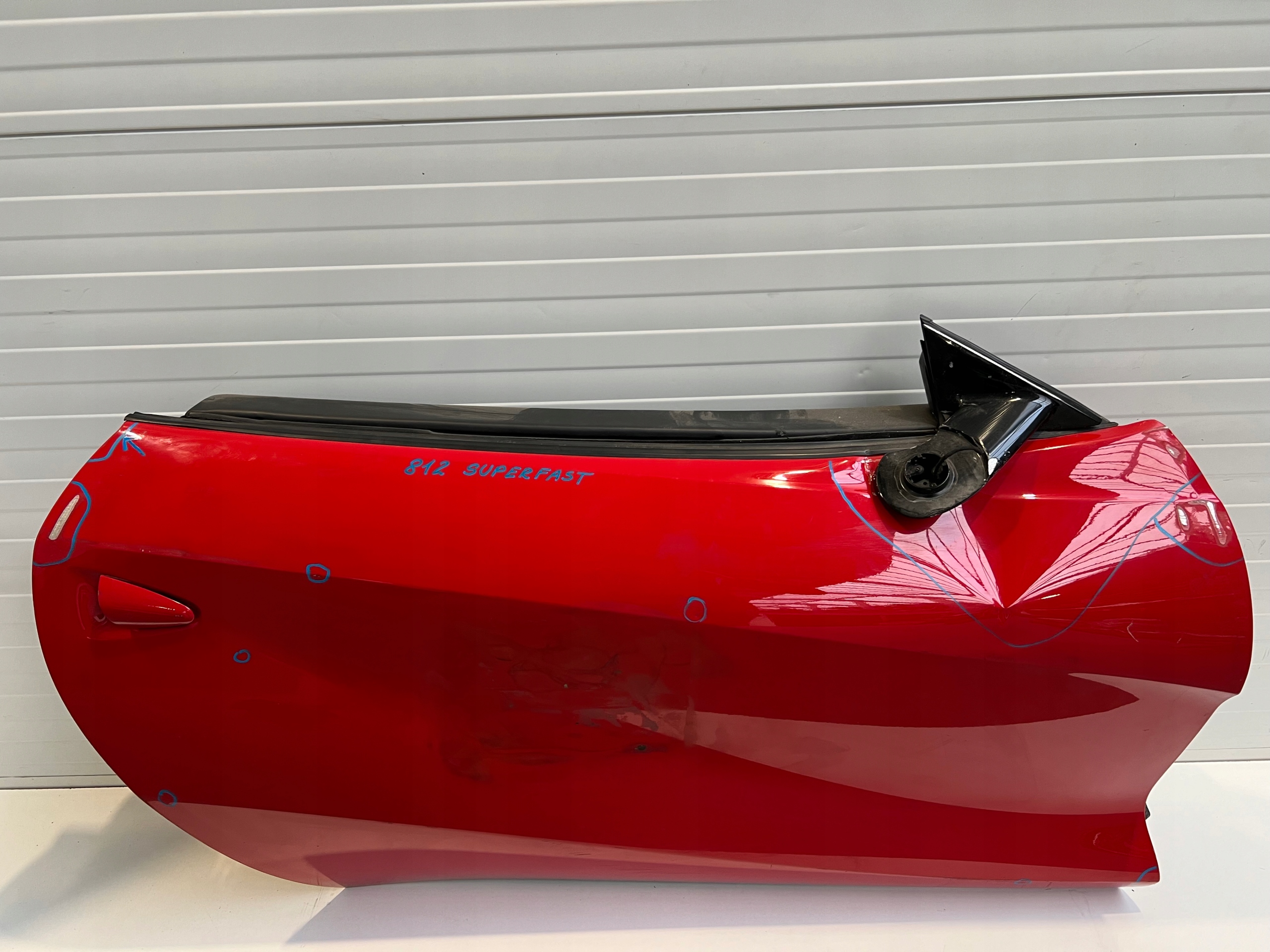 DRZWI PRAWY PRZÓD FERRARI 812 SUPERFAST