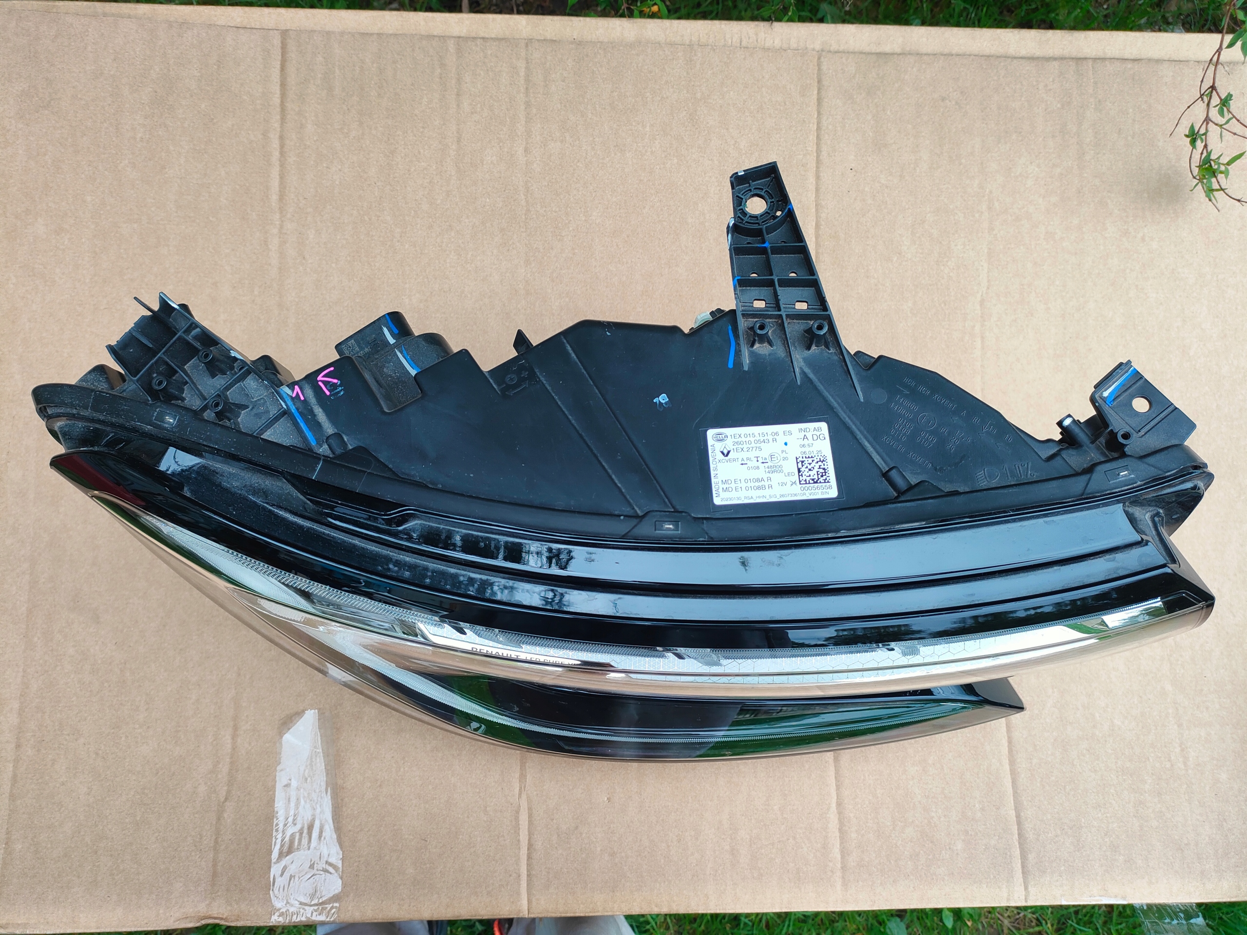RENAULT AUSTRAL light FULL LED right front front 260100543R