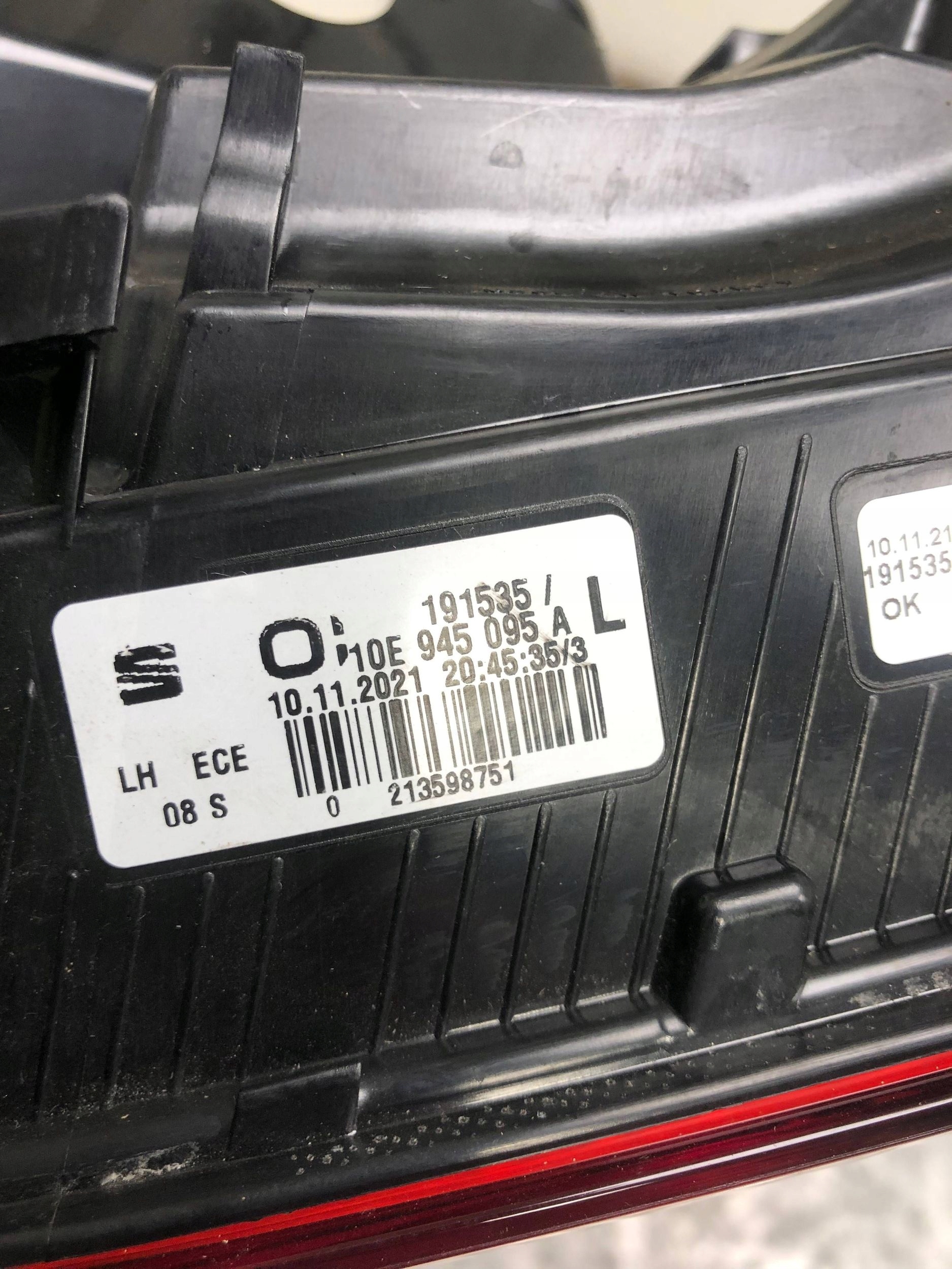 light left rear part CUPRA BORN 10E945095A