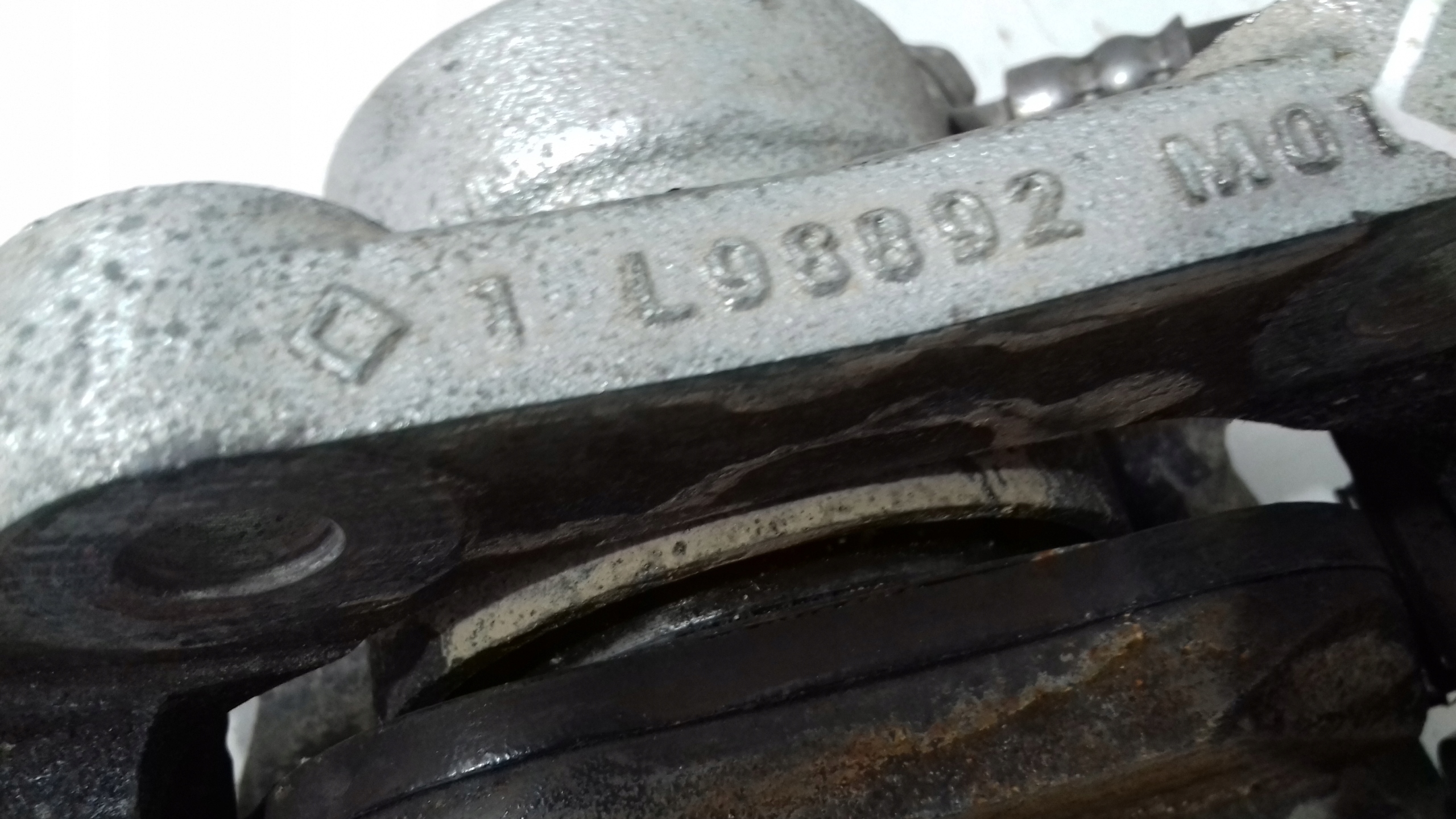 PEUGEOT 208 II caliper brake right front