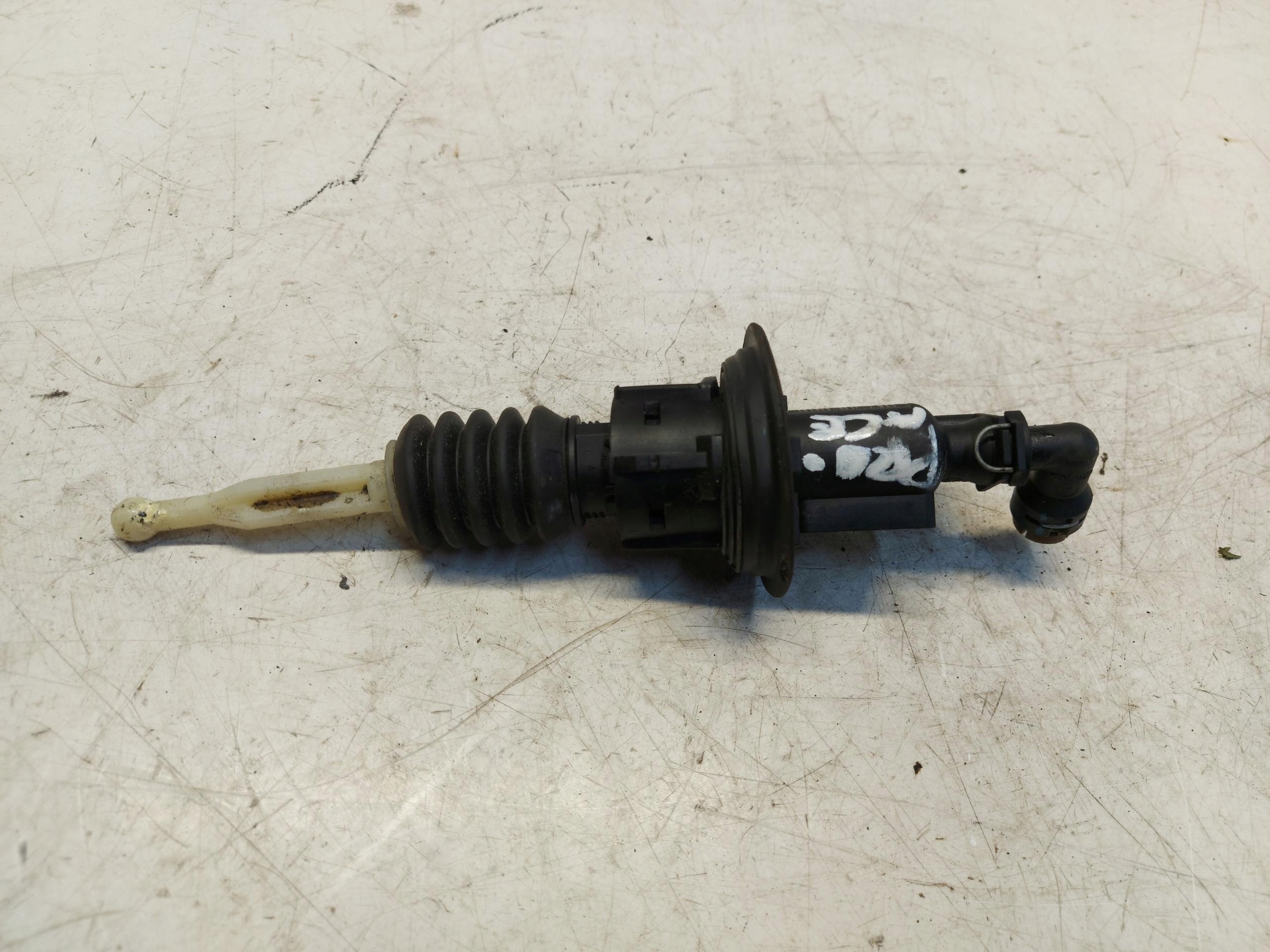 Toyota Proace pumpa pumpa spojky 9809426080