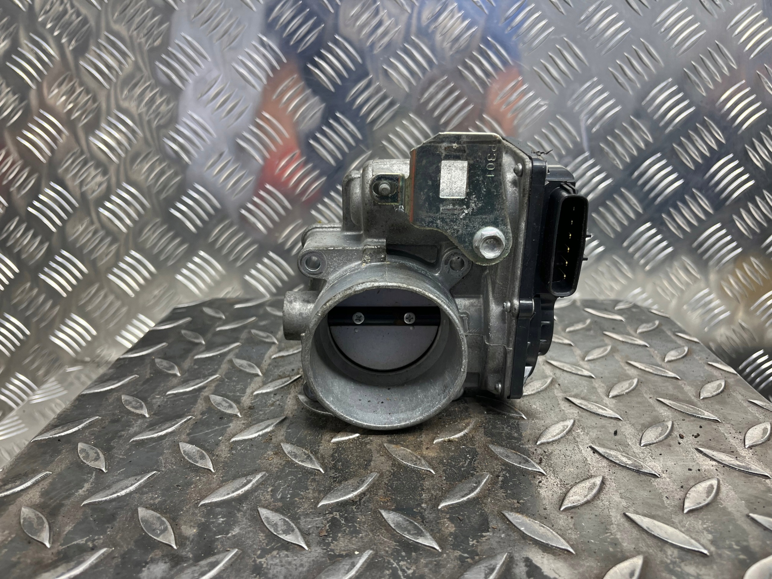 throttle flap MAZDA CX3 PE0113640B