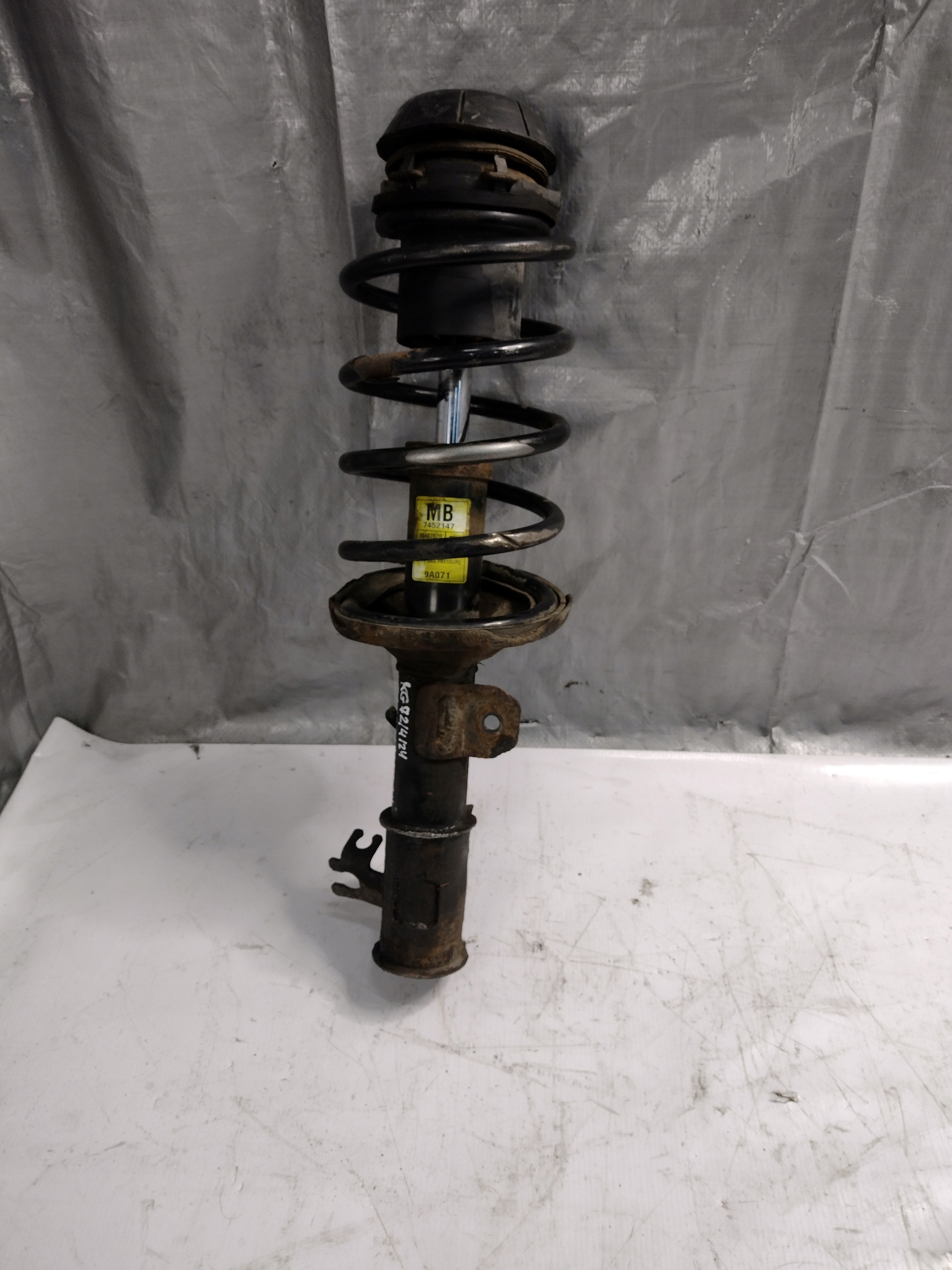 McPherson right front Chevrolet Lacetti 1,4 16v