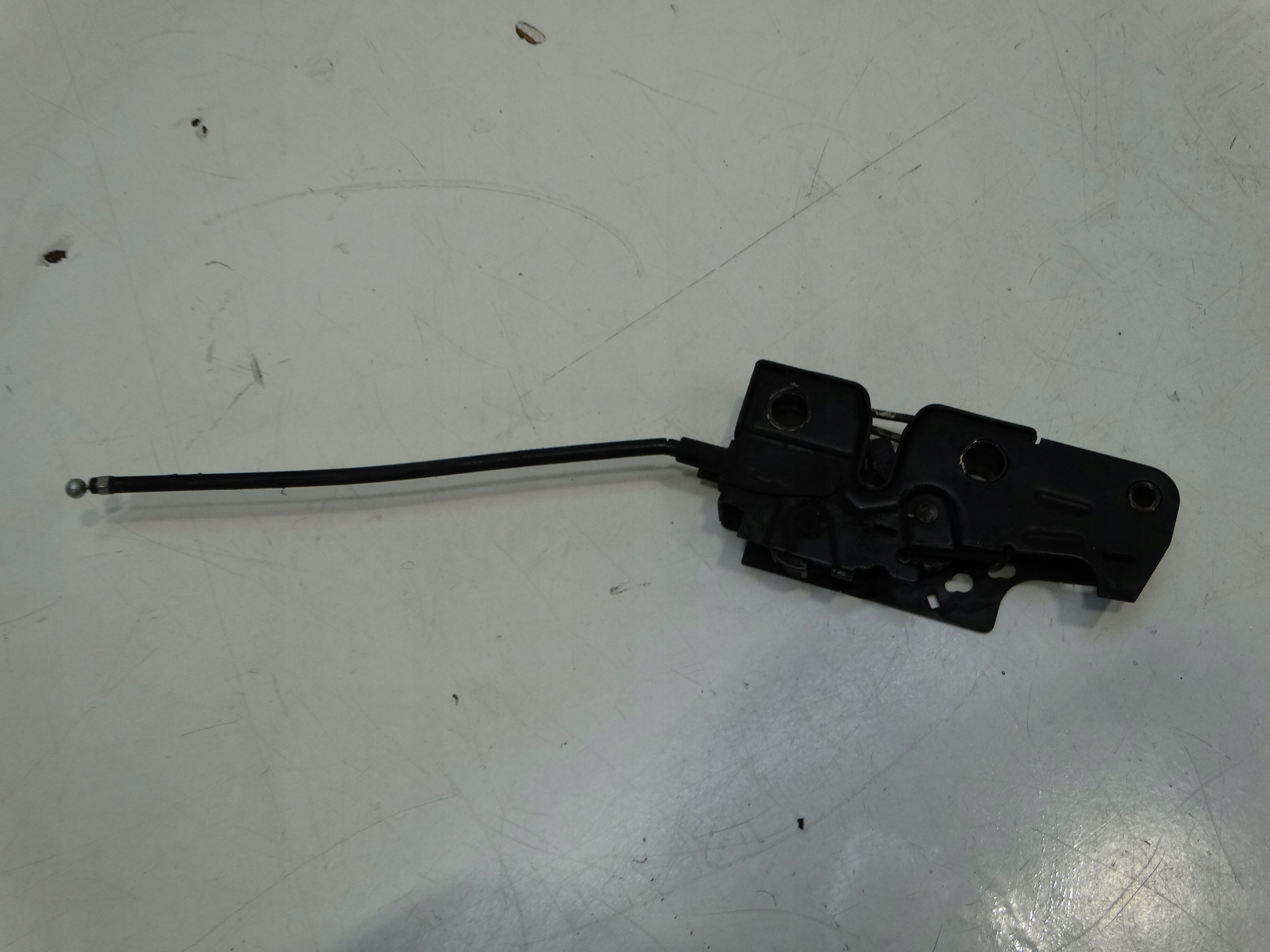 Serrure capot Câble SKODA OCTAVIA II 1Z1823531B