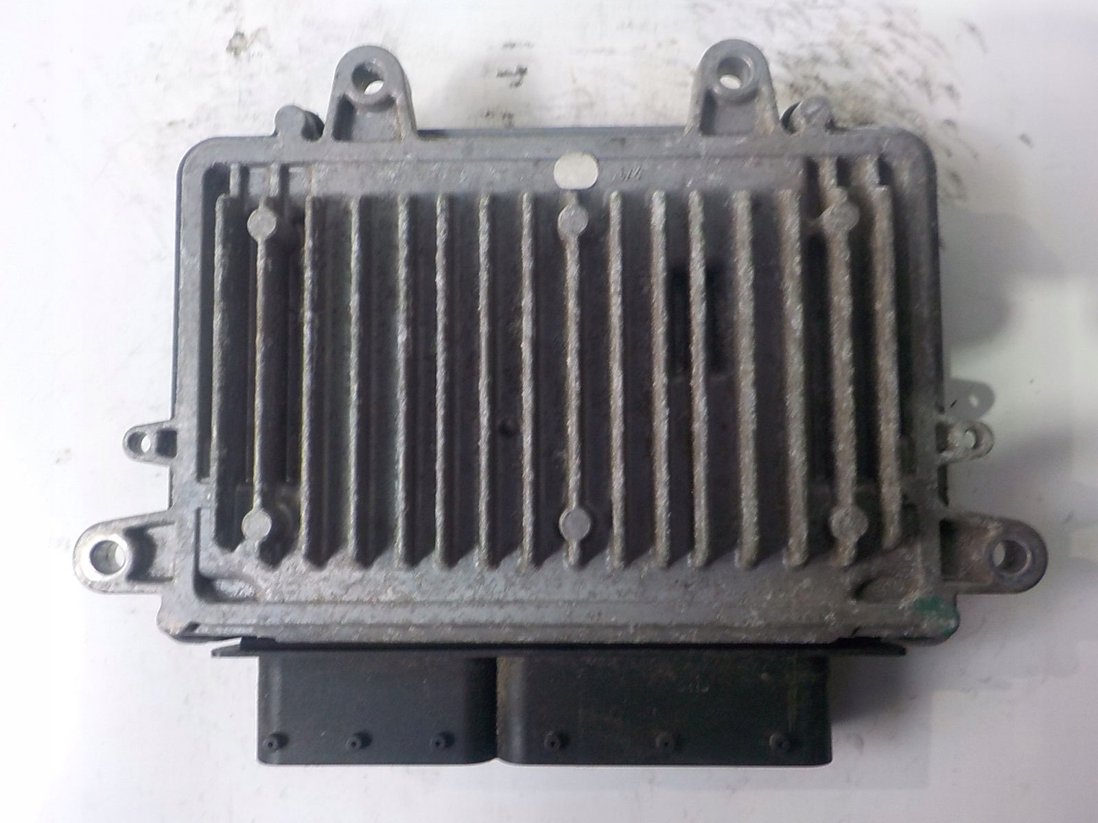 MERCEDES computer control unit 0281013022 A6401507279