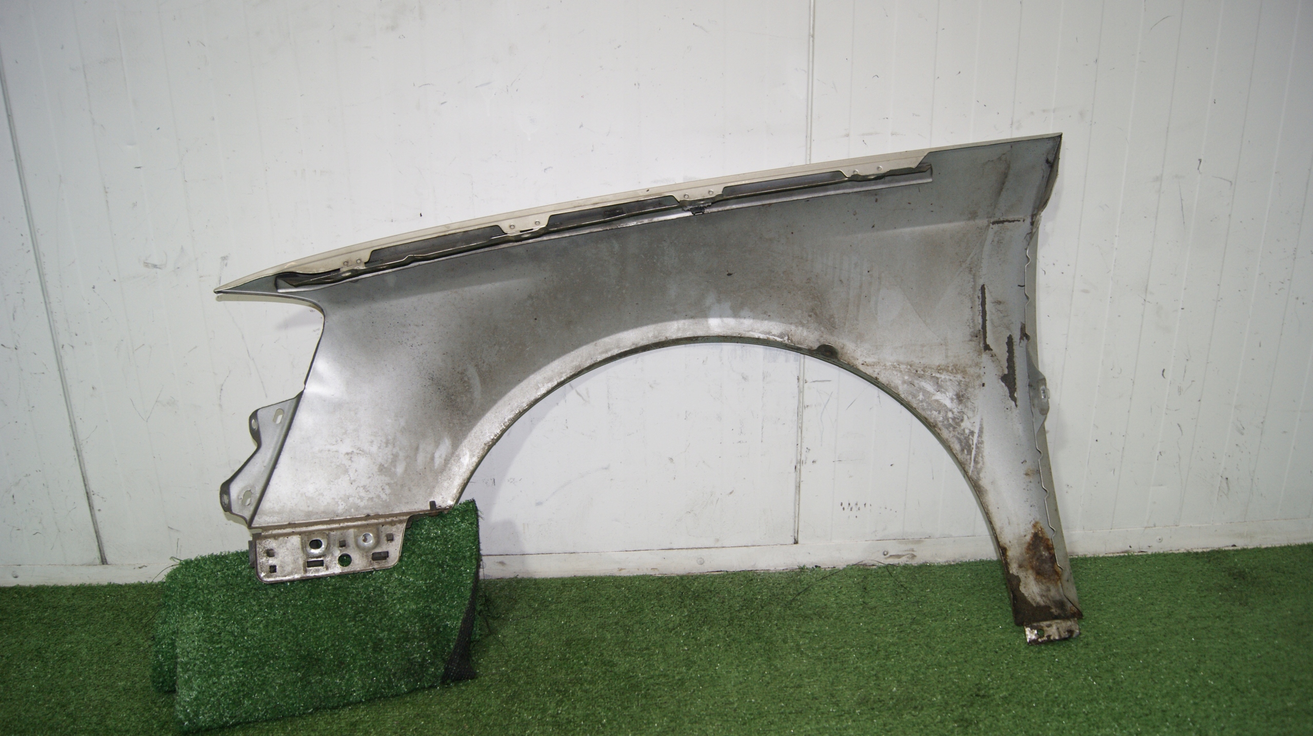 fender right front VOLKSWAGEN PASSAT B6
