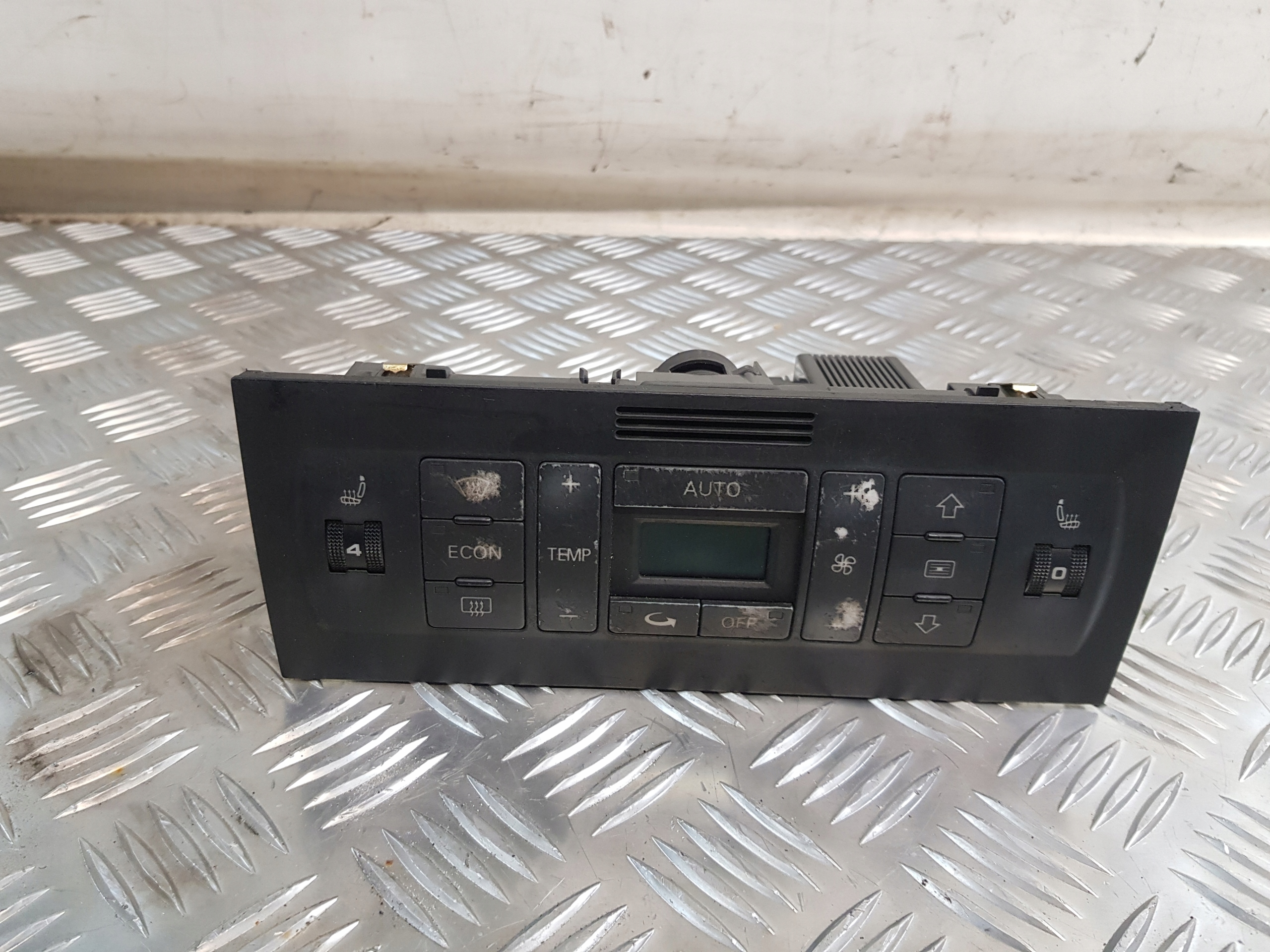 AUDI A3 8L 01R- PANEL klími klimatizaci 8L0820043J