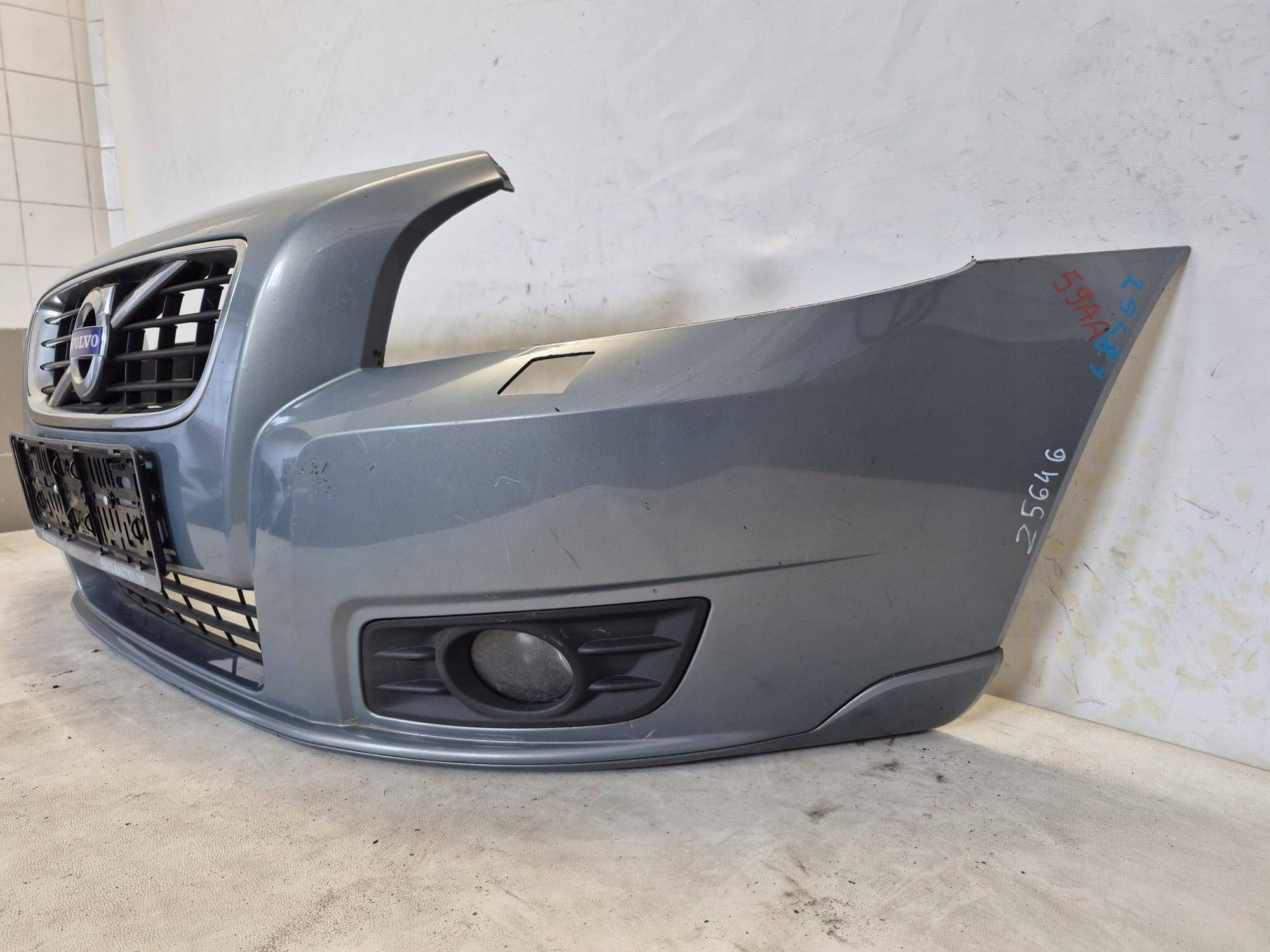 VOLVO V50 LIFT 07- bumper front front SPR 30744976
