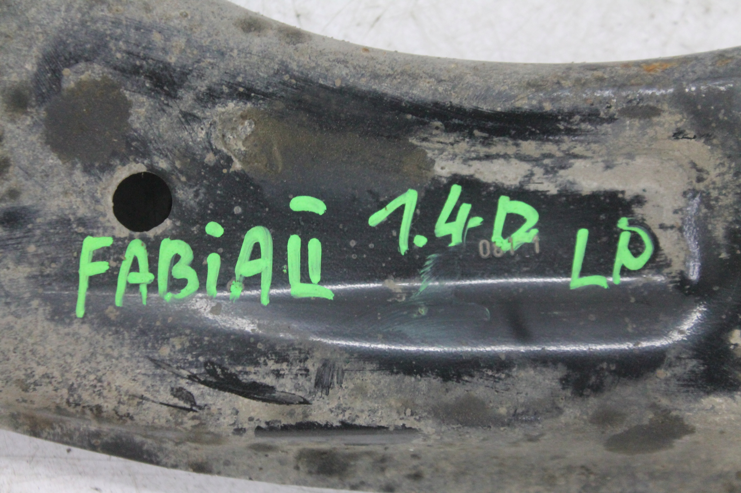 arm left front front SKODA FABIA II 06