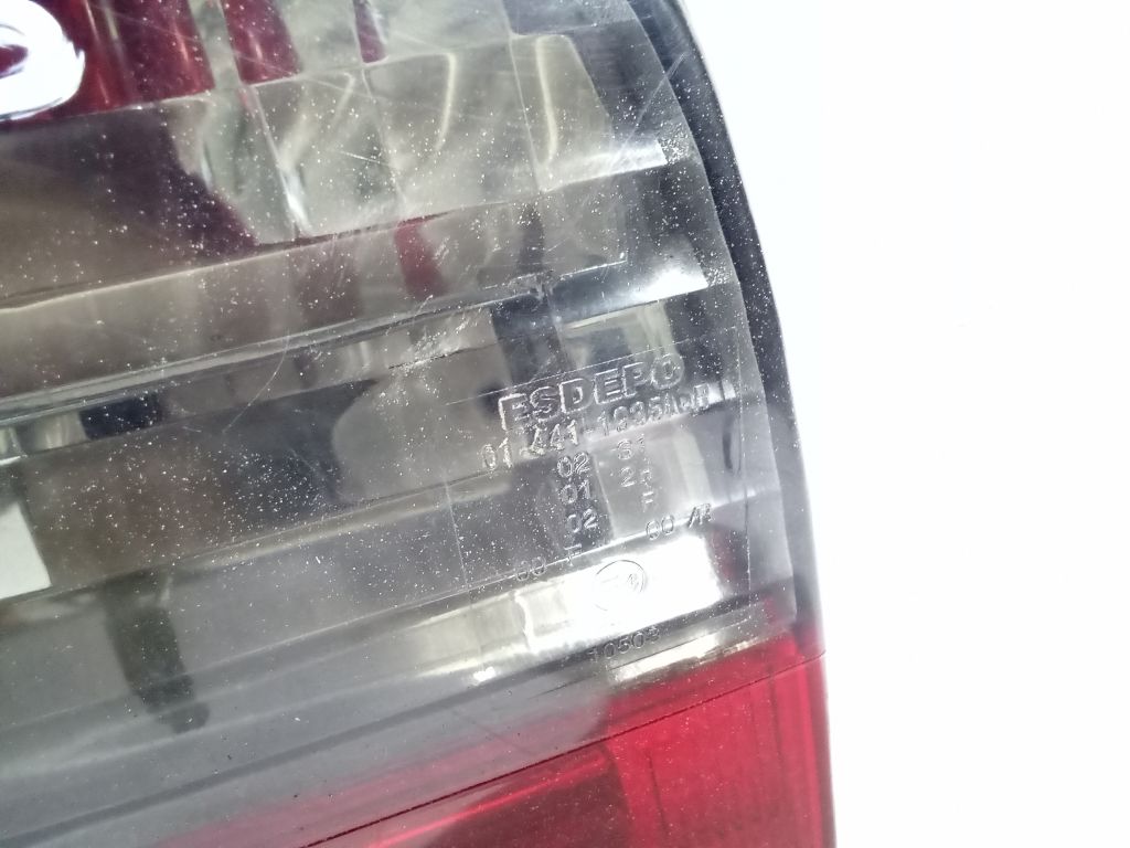 VW Golf IV HB Licht links heck hinten Depo
