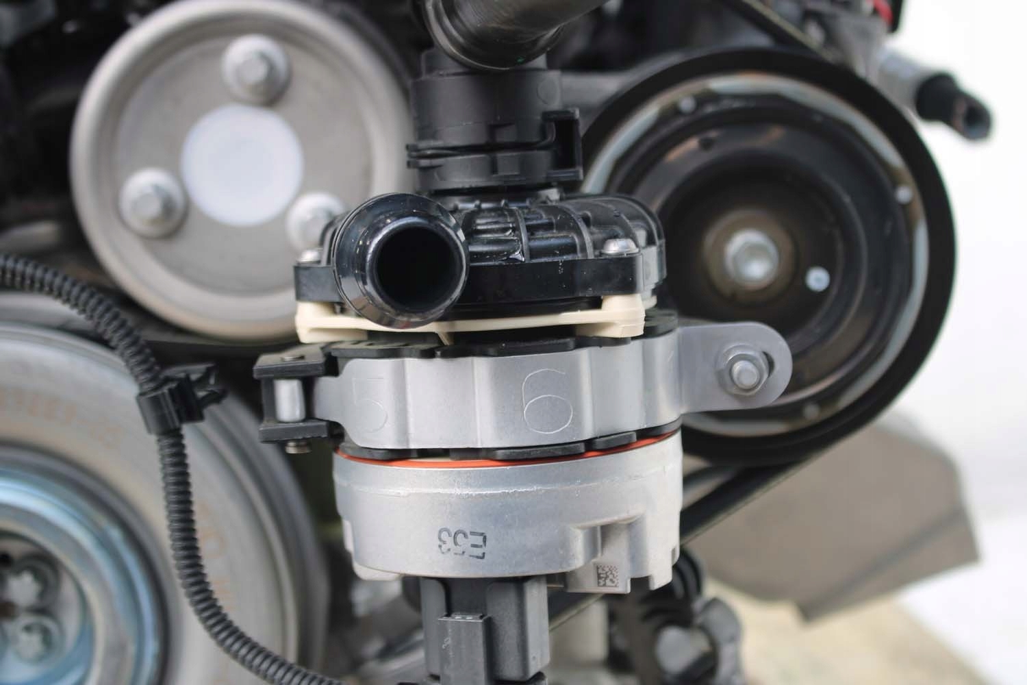 BMW Двигатель 2.0 T B48 B20A Бензин B20 X1 U11 2 G42 U06 B48B20A