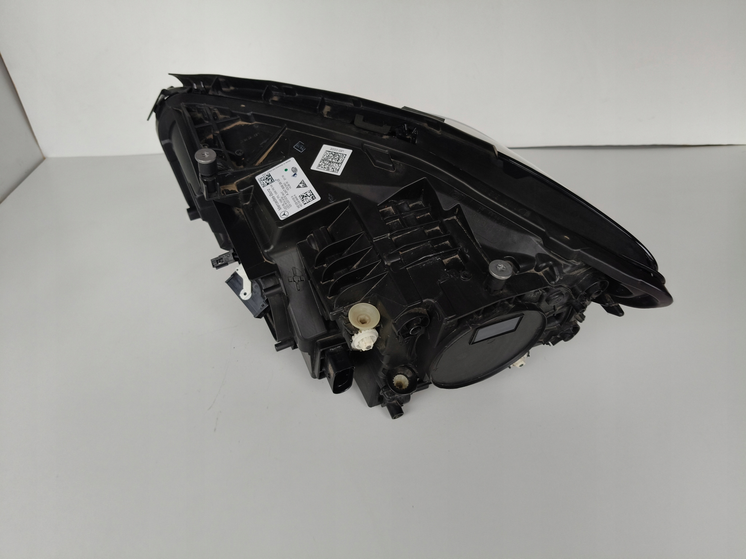 light right REFLEKTOR MERCEDES B-KLASA W247 18- FULL LED