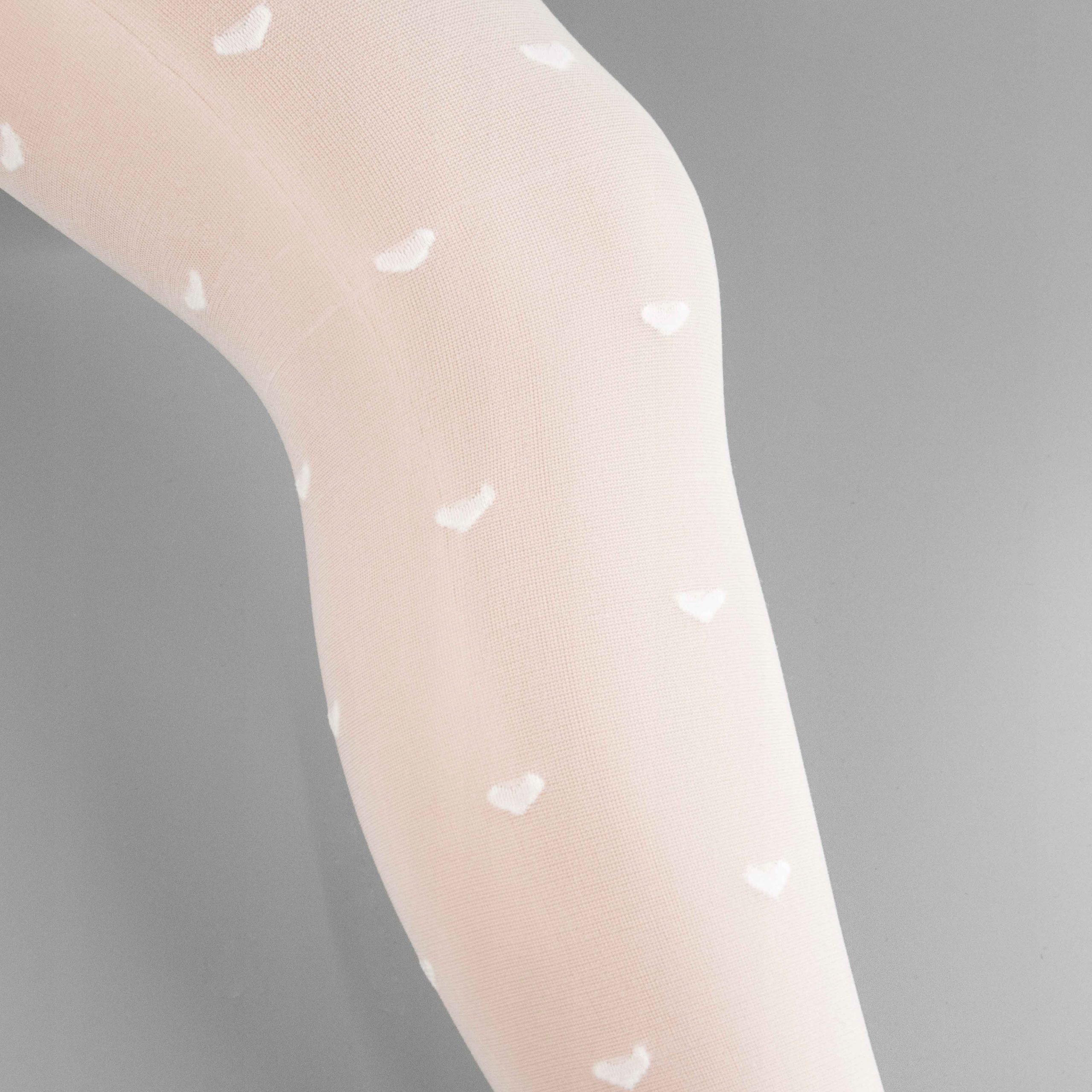 Rajstopy RAJSTOPKI CIENKIE DZIEWCZĘCE z lycry ze wzorem w serduszka 116-122 Marka YOCLUB