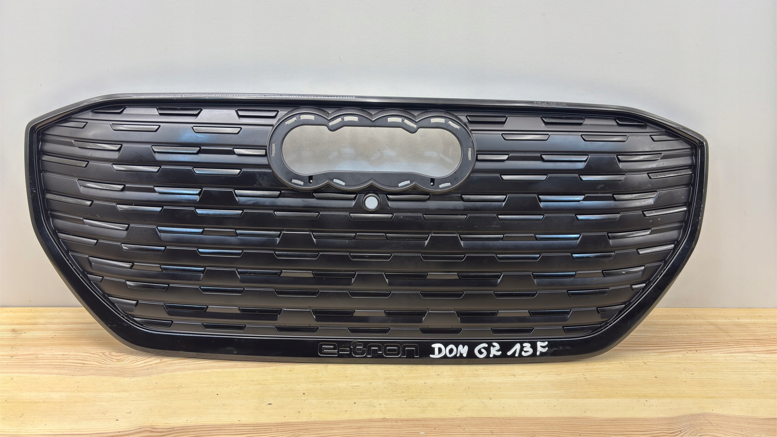 Audi Q4 Kühlergrill FRONTGRILL Kühlergitter 89A853651B - Thumbnail 1