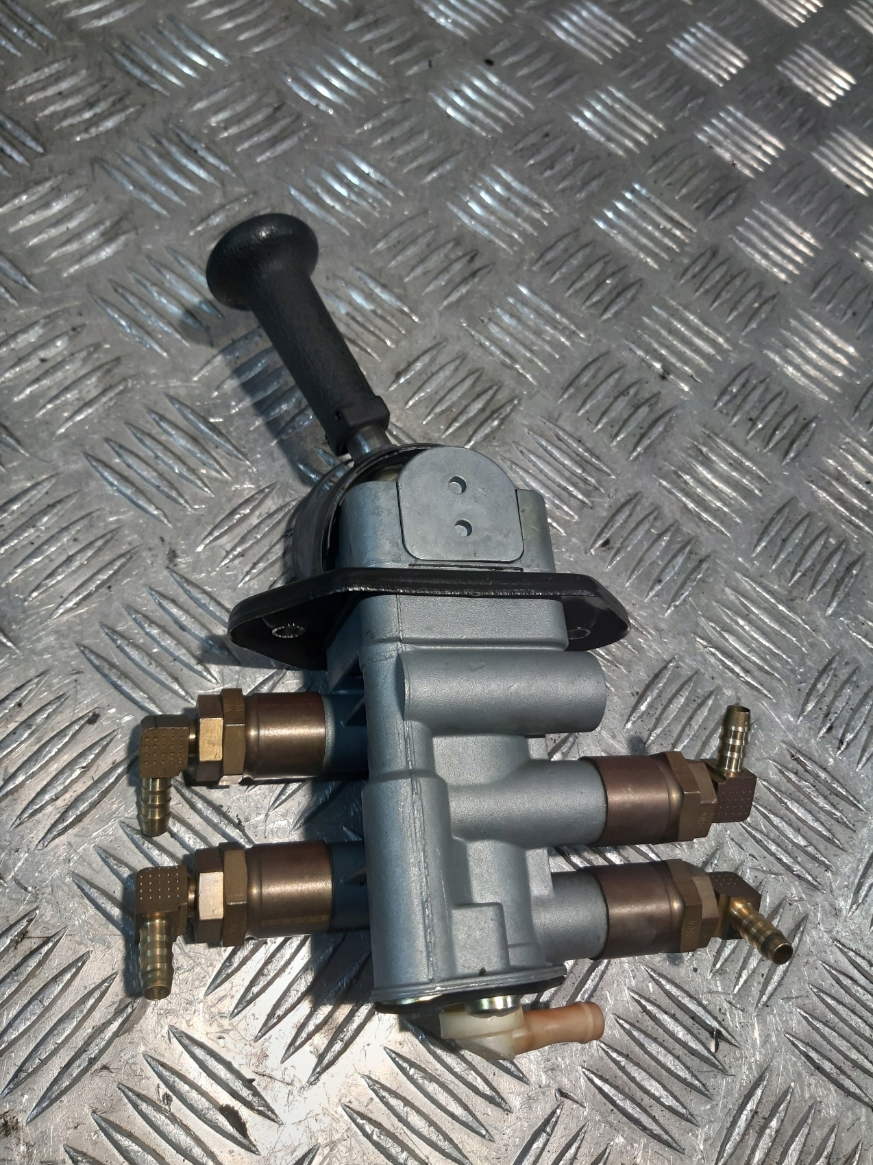 ventil brzdy postojowego WABCO 9617222620