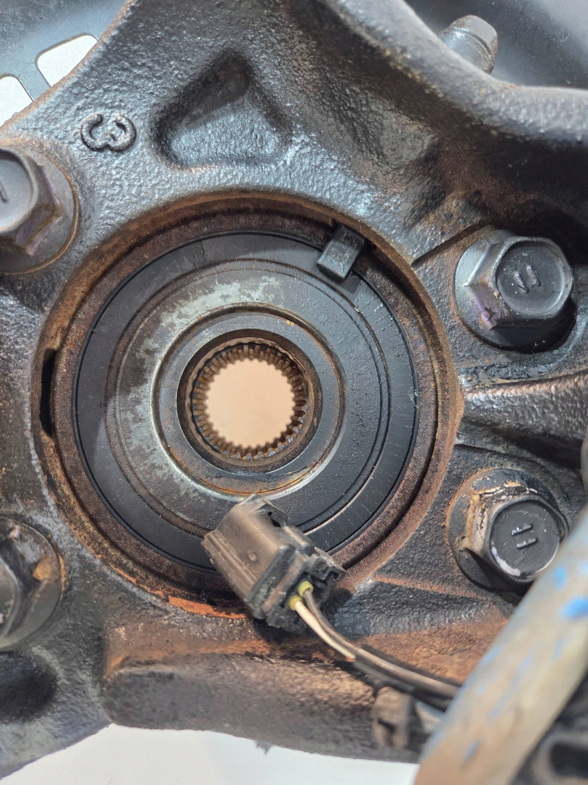 Toyota RAV 4 V (XA50) 2,5H swing front left 7A (Z732)