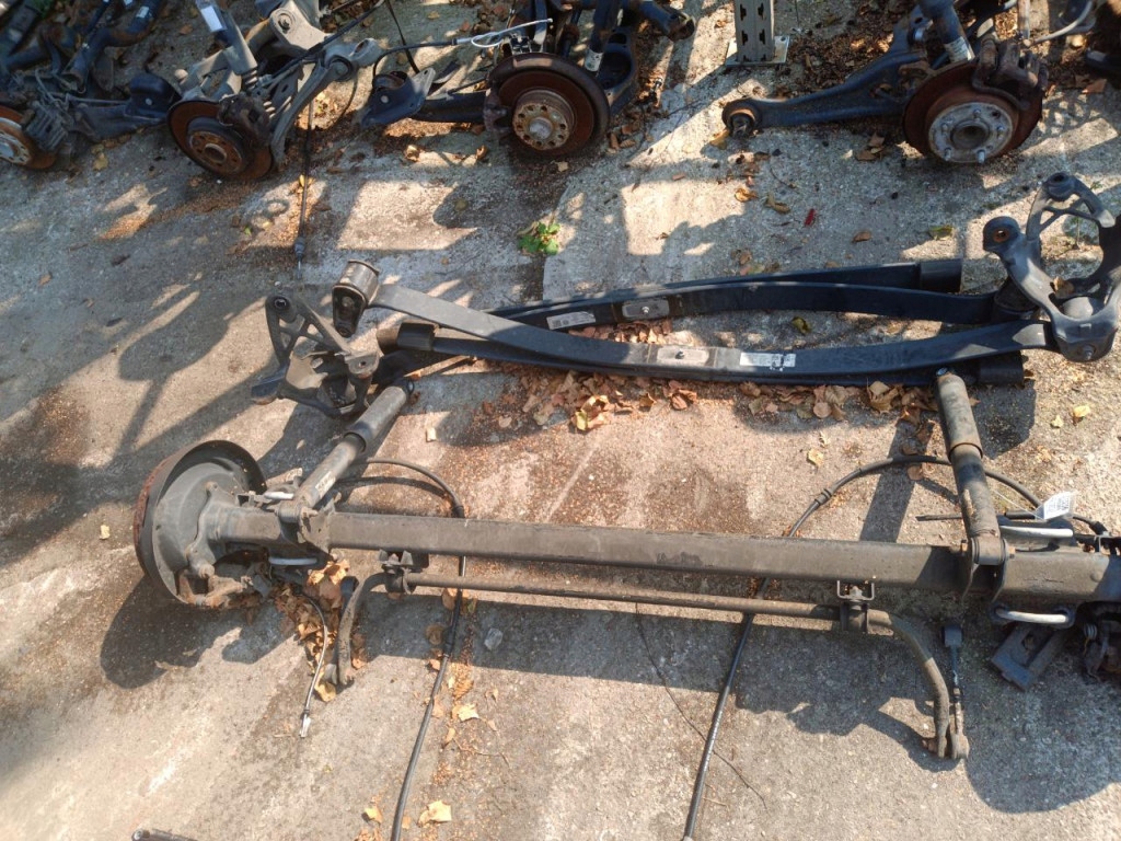 VOLKSWAGEN CRAFTER II MAN TGE BELKA ZAWIESZENIA TYŁ KPL