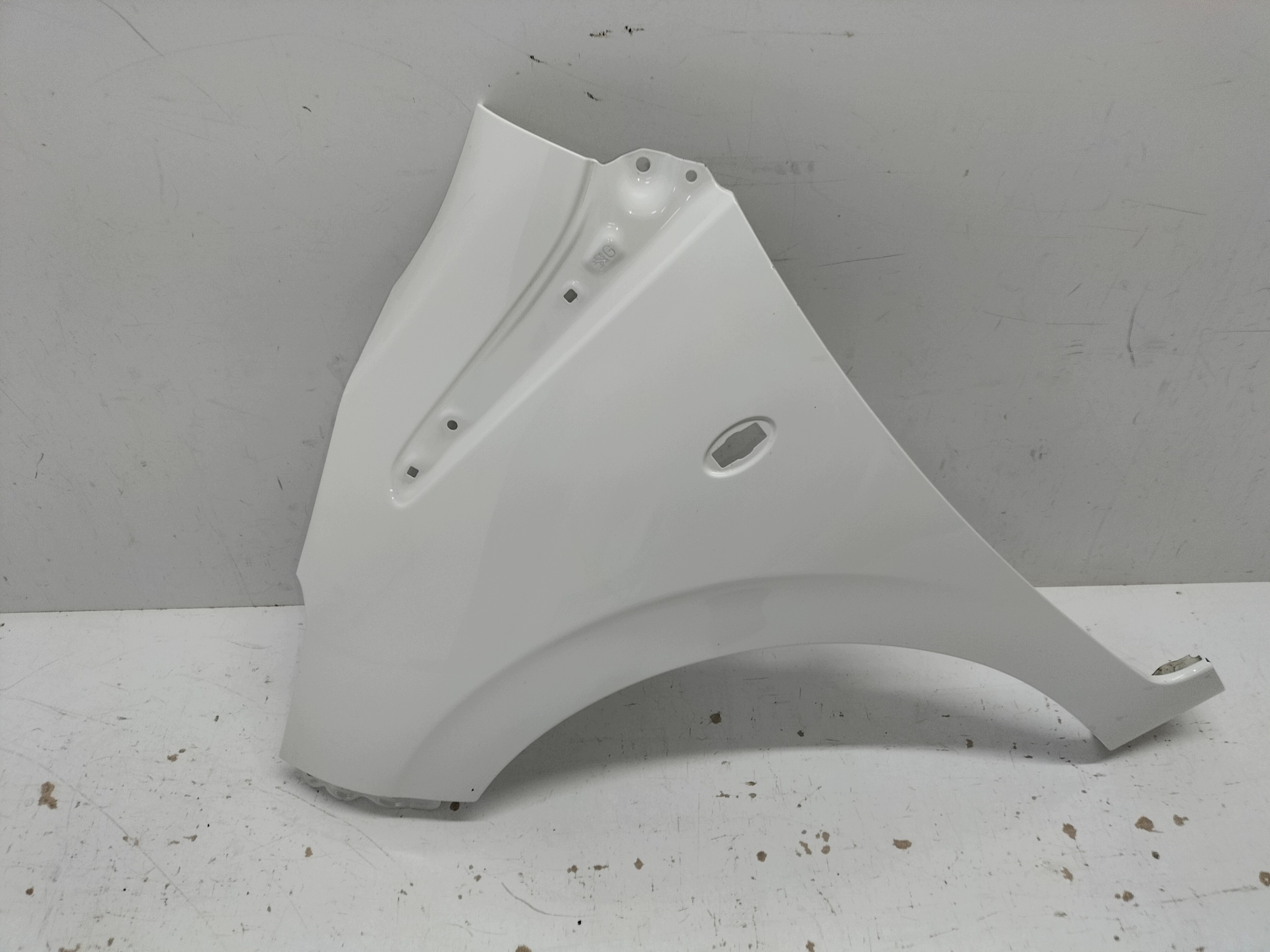 fender front front left PEUGEOT 108 14