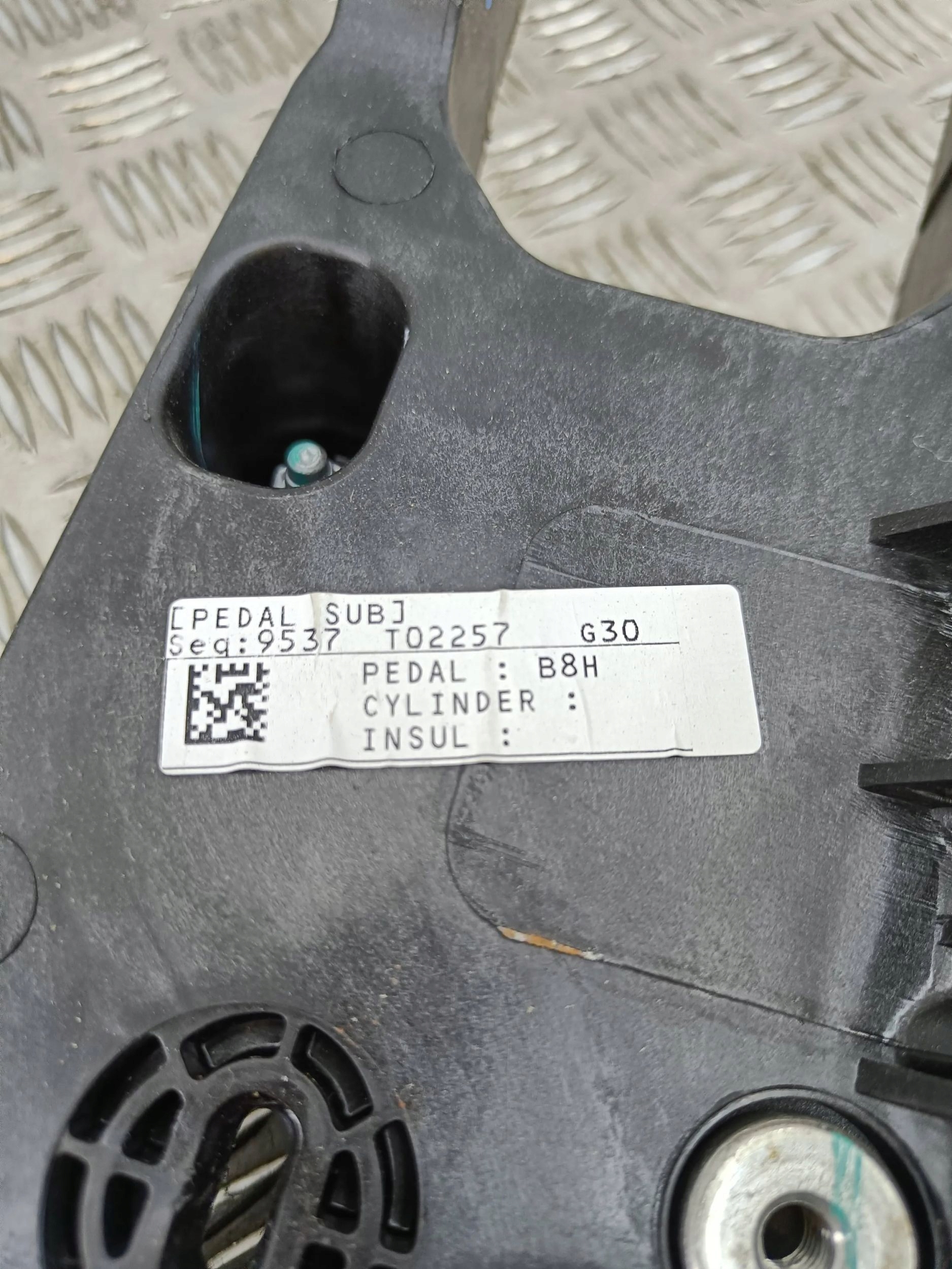 opel MOKKA X 2020 педаль тормоза