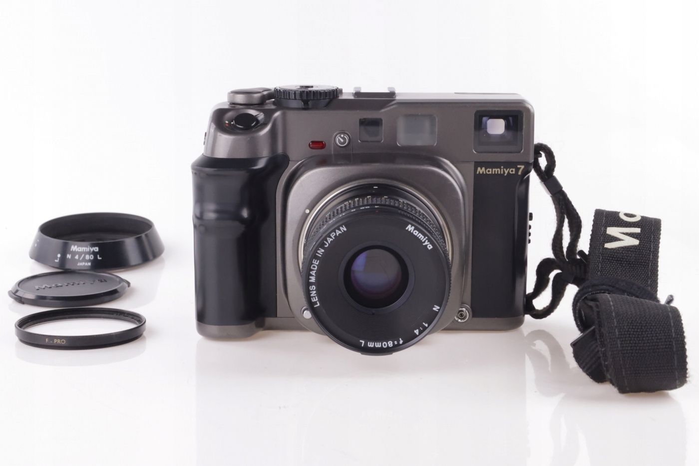 Mamiya 7 + 80/4 Mamiya 7 + 80mm f4 WWA