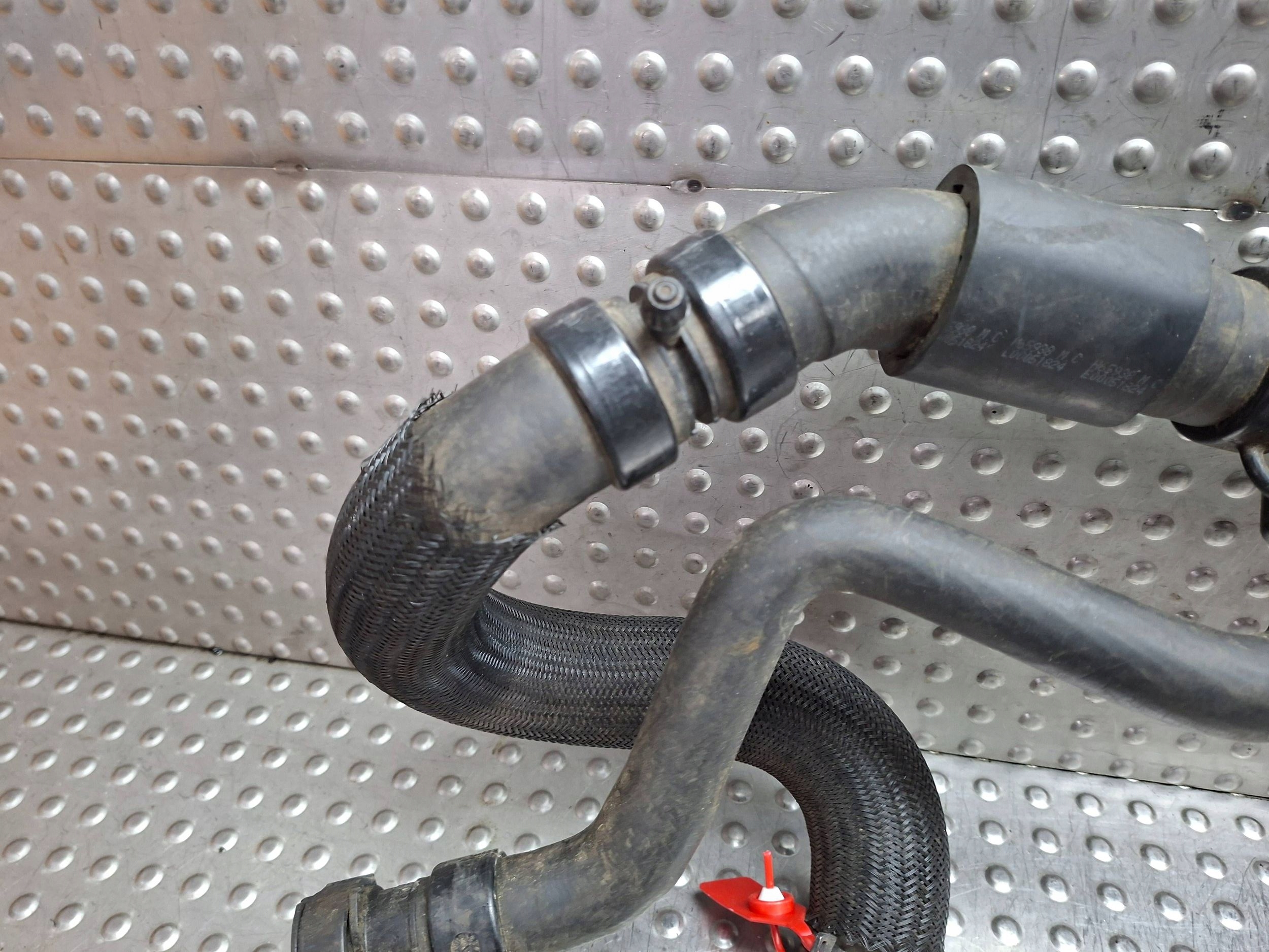 crijevo prijenos vode 215015434R RENAULT MASTER III IV 2.3 DCI 2019