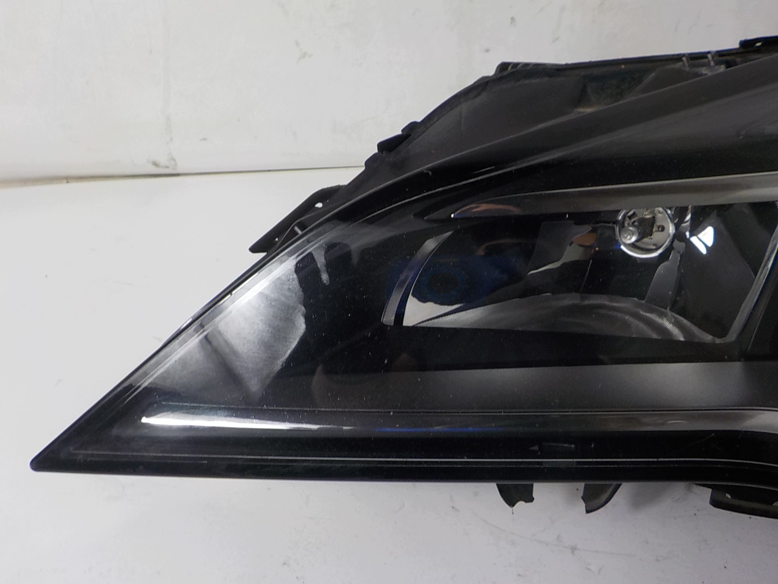 OPEL ASTRA V K light left front front UK 39047200