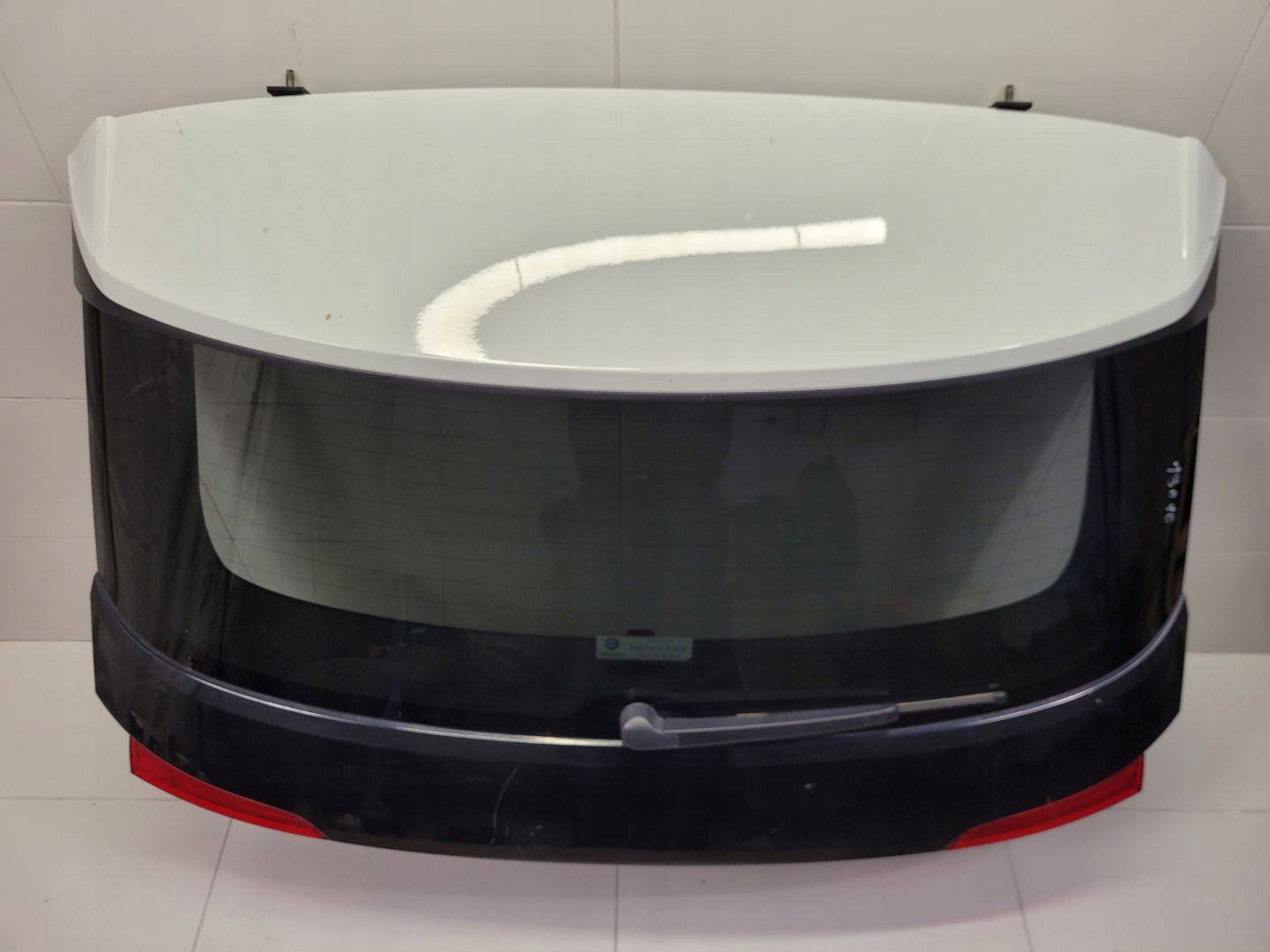 rear trunk door boot Volkswagen T-Roc 2019