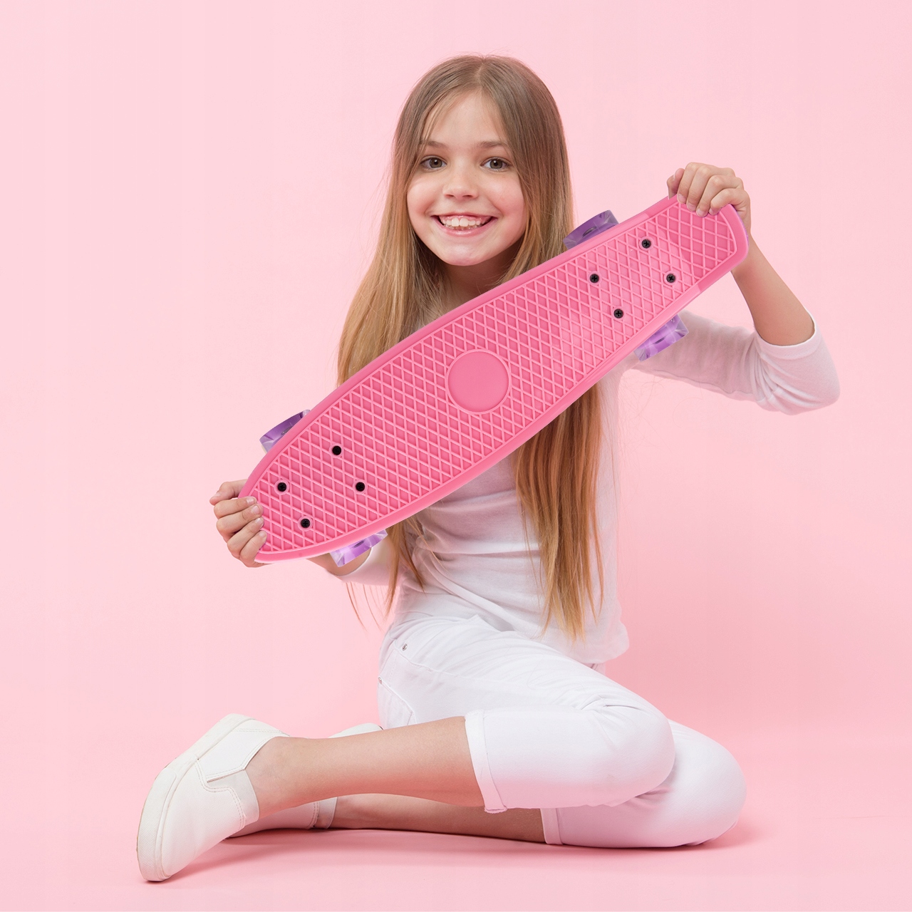 SKATEBOARD FISZKA BOARD SVÍTÍCÍ RGB LED KOLEČKA Průměr koleček 60 mm