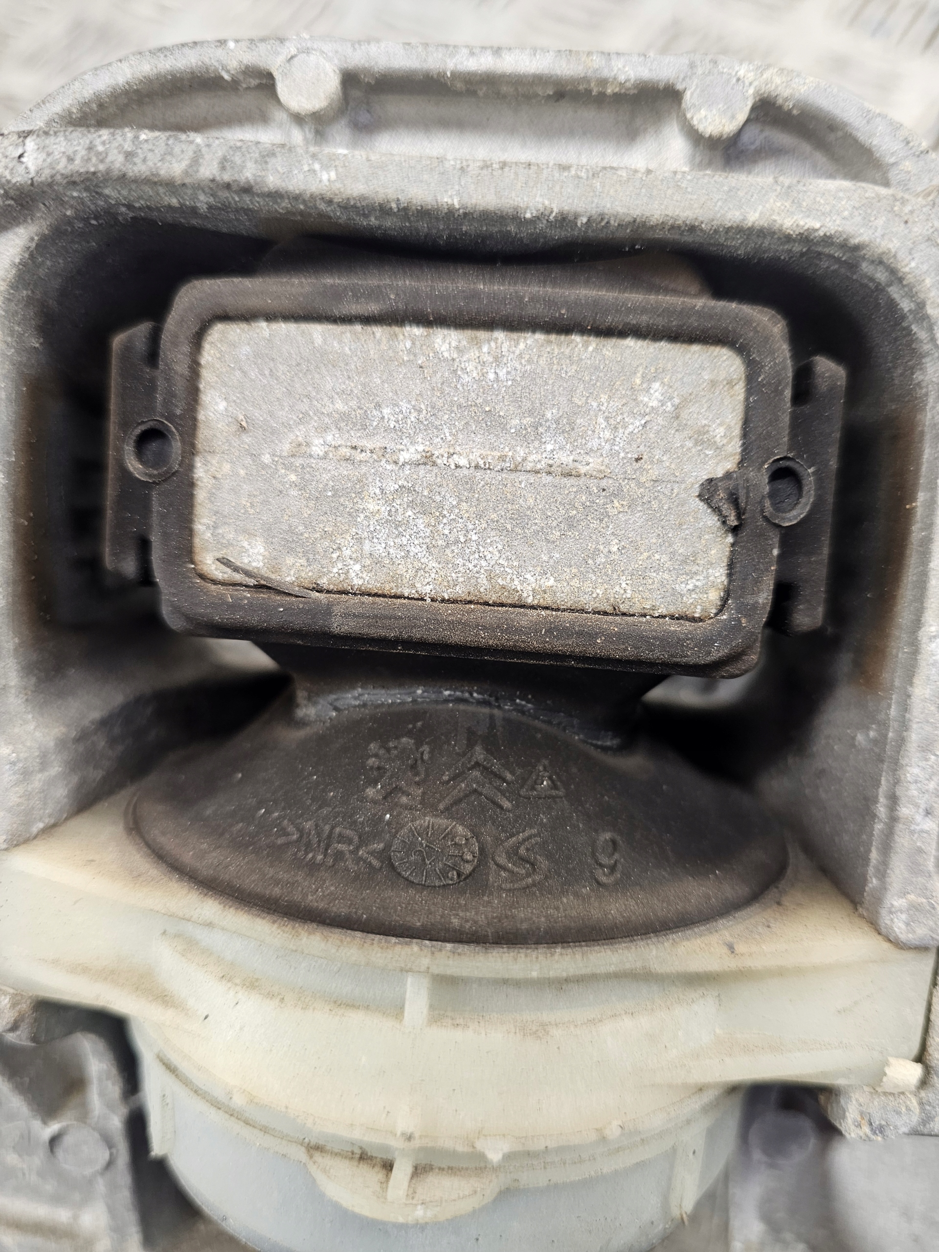 TOYOTA PROACE II 20r airbag engine mount 4A103720