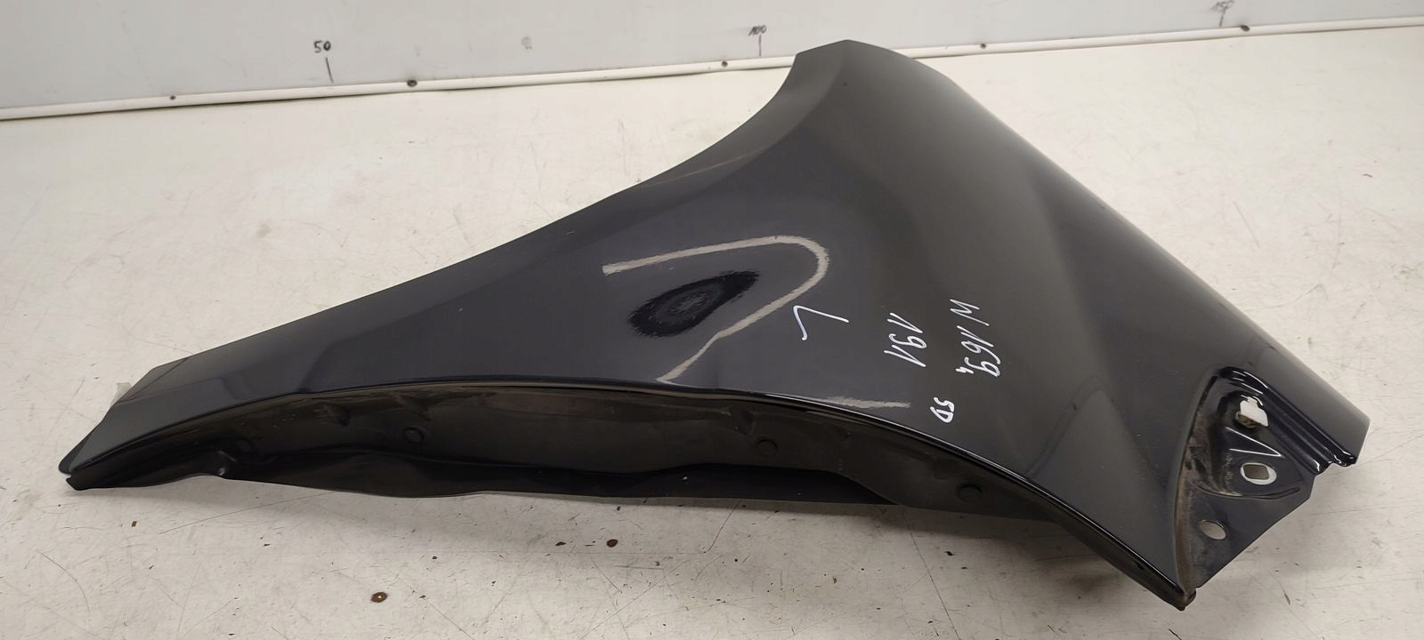 fender left front front Mercedes W169 1,7 191