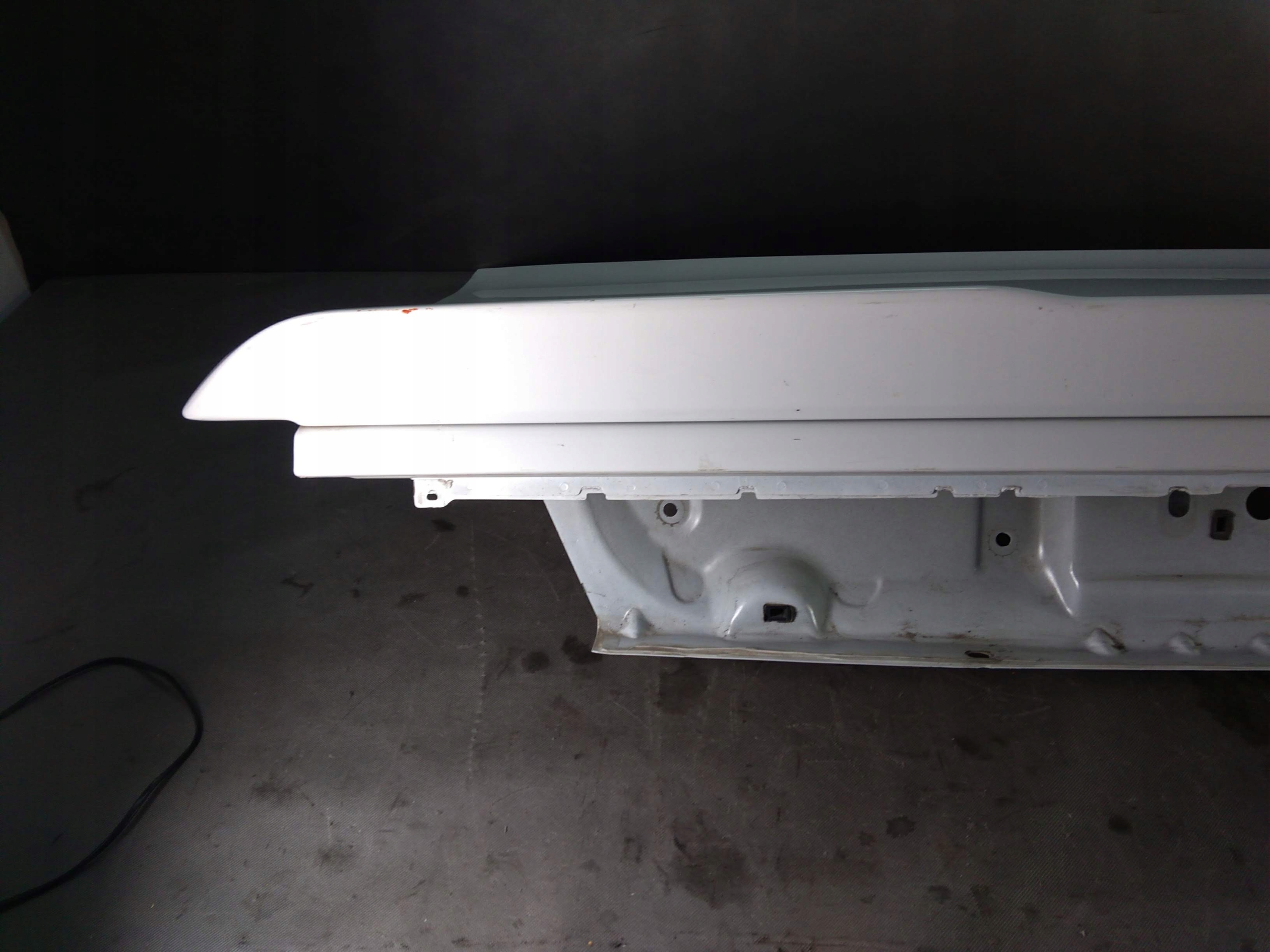 Dodge Challenger 15+ trunk door boot kamera spoile