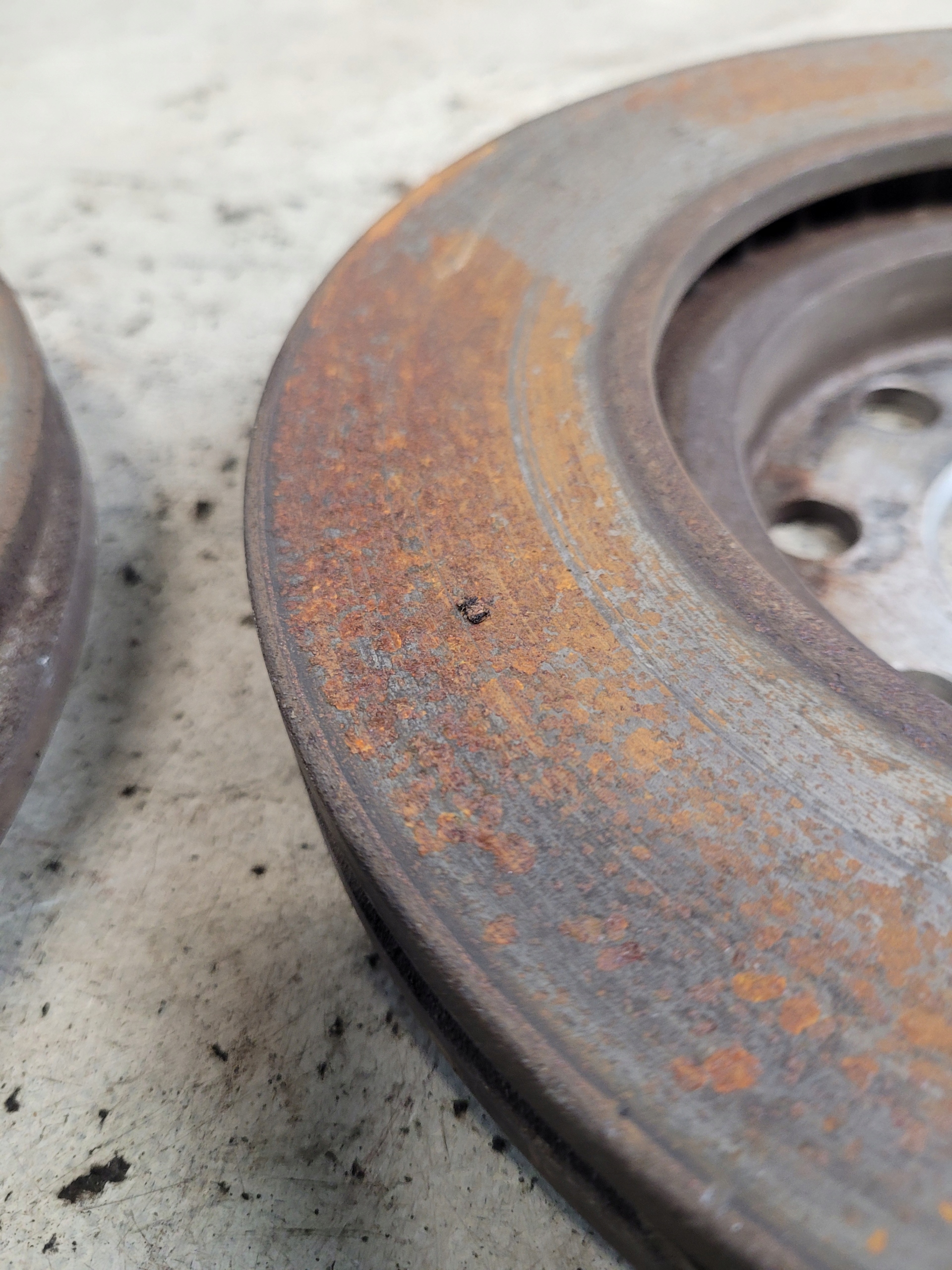 discs brake front 260MM OPEL CORSA C 1.7DTI