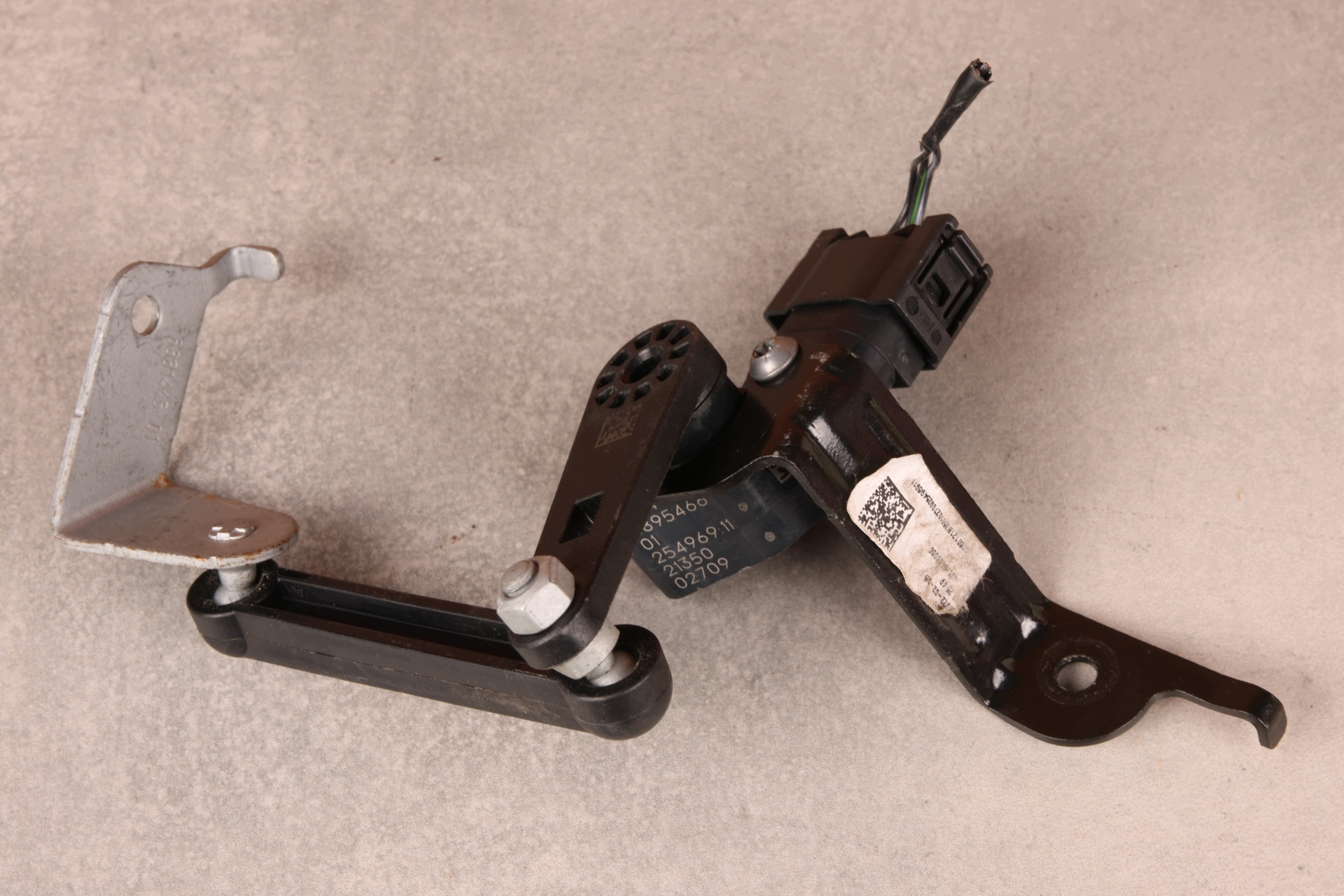 BMW F40 F44 X2 F39 MINI F54 F60 sensor leuchtweitenregulierung leuchten hinten 6895466