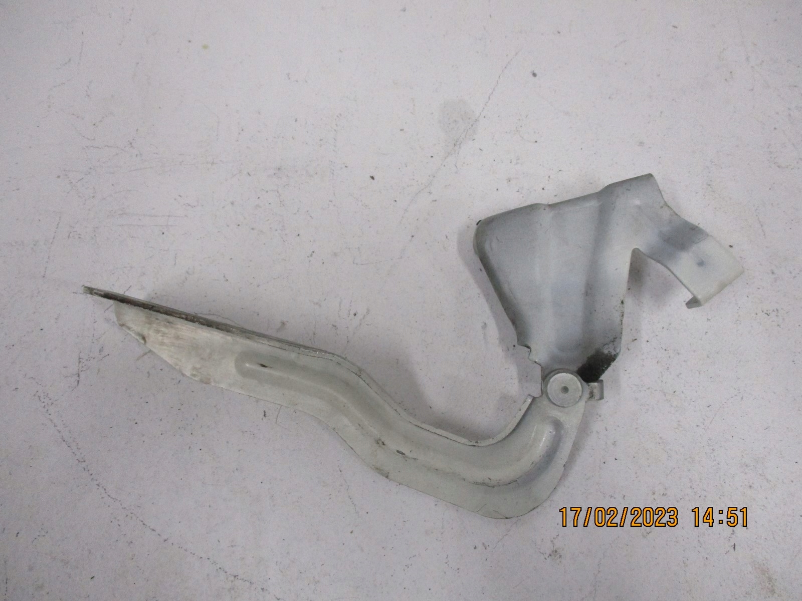 hinge bonnet hinges NISSAN QASHQAI II