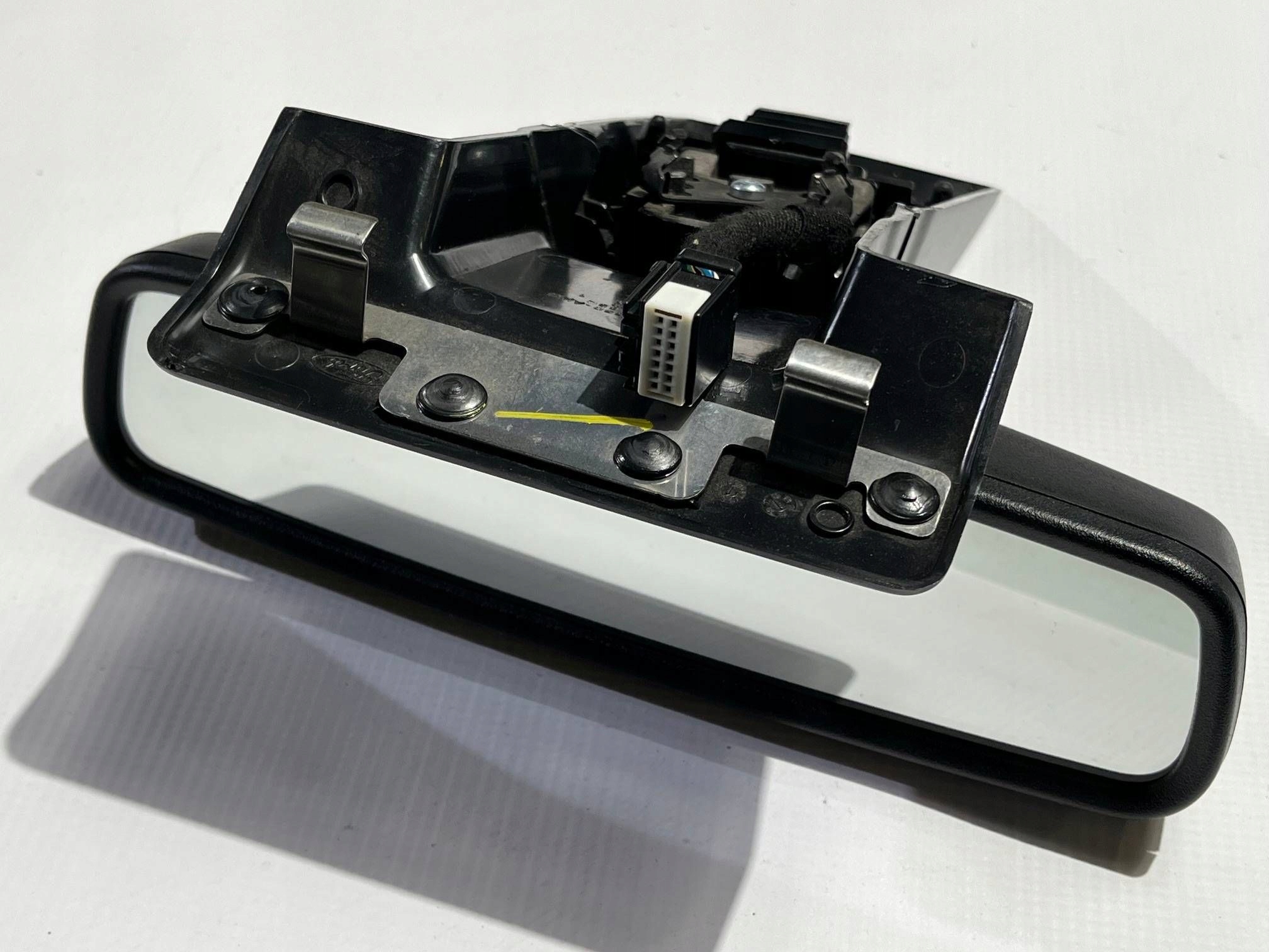 rear-view mirror inner sensor changes of the lights cover Ford F150 2015