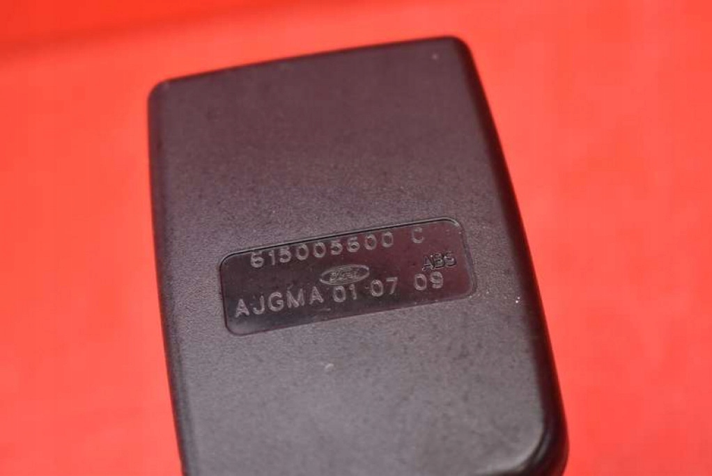 ремень безопасности правый передний 3M51R61208AE FORD Focus c-max MK1 и 07-10