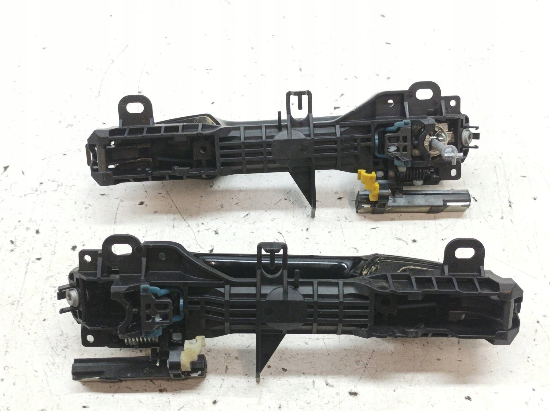 handle exterior left right front black 209 Toyota RAV4 IV (2012- )
