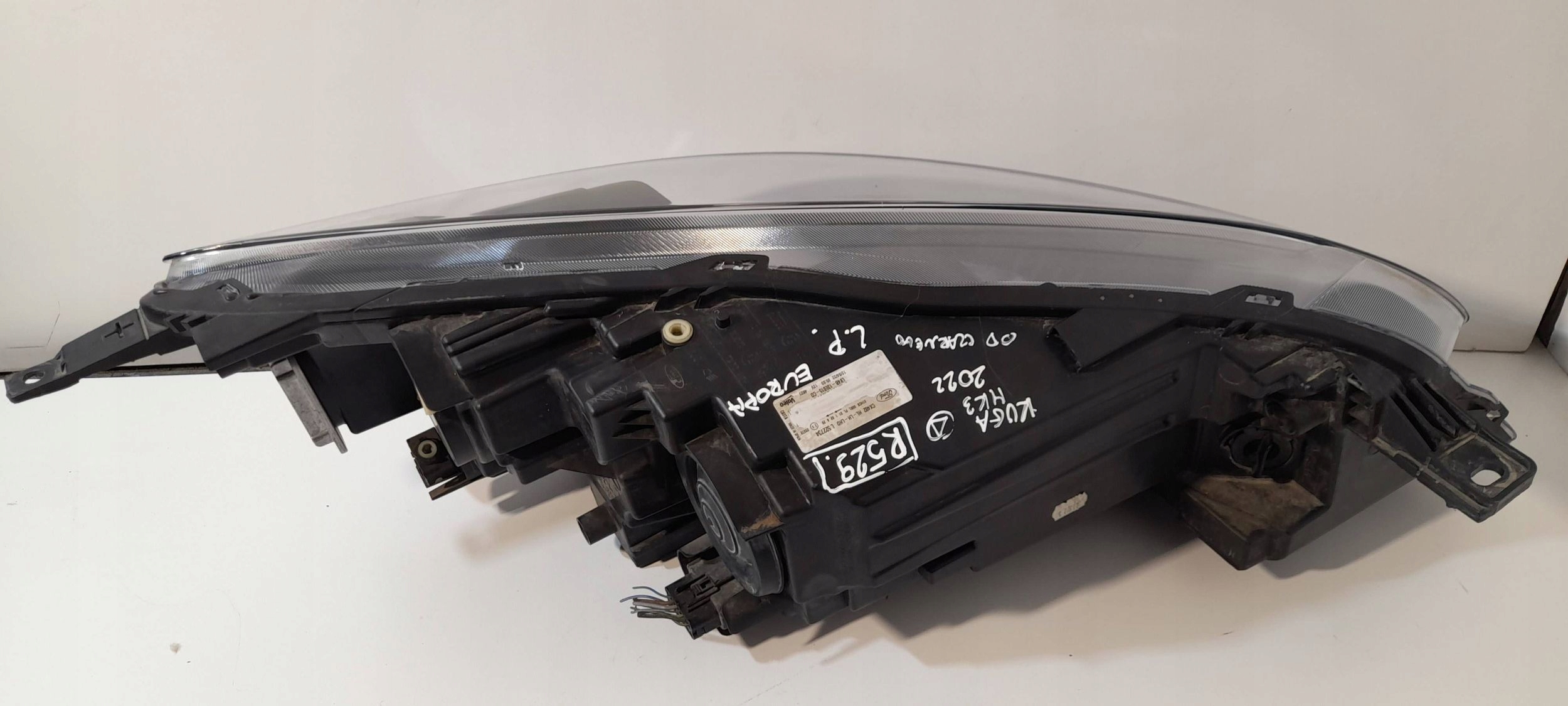 Ford Kuga MK3 light front left LV4B13E015CD (R529)