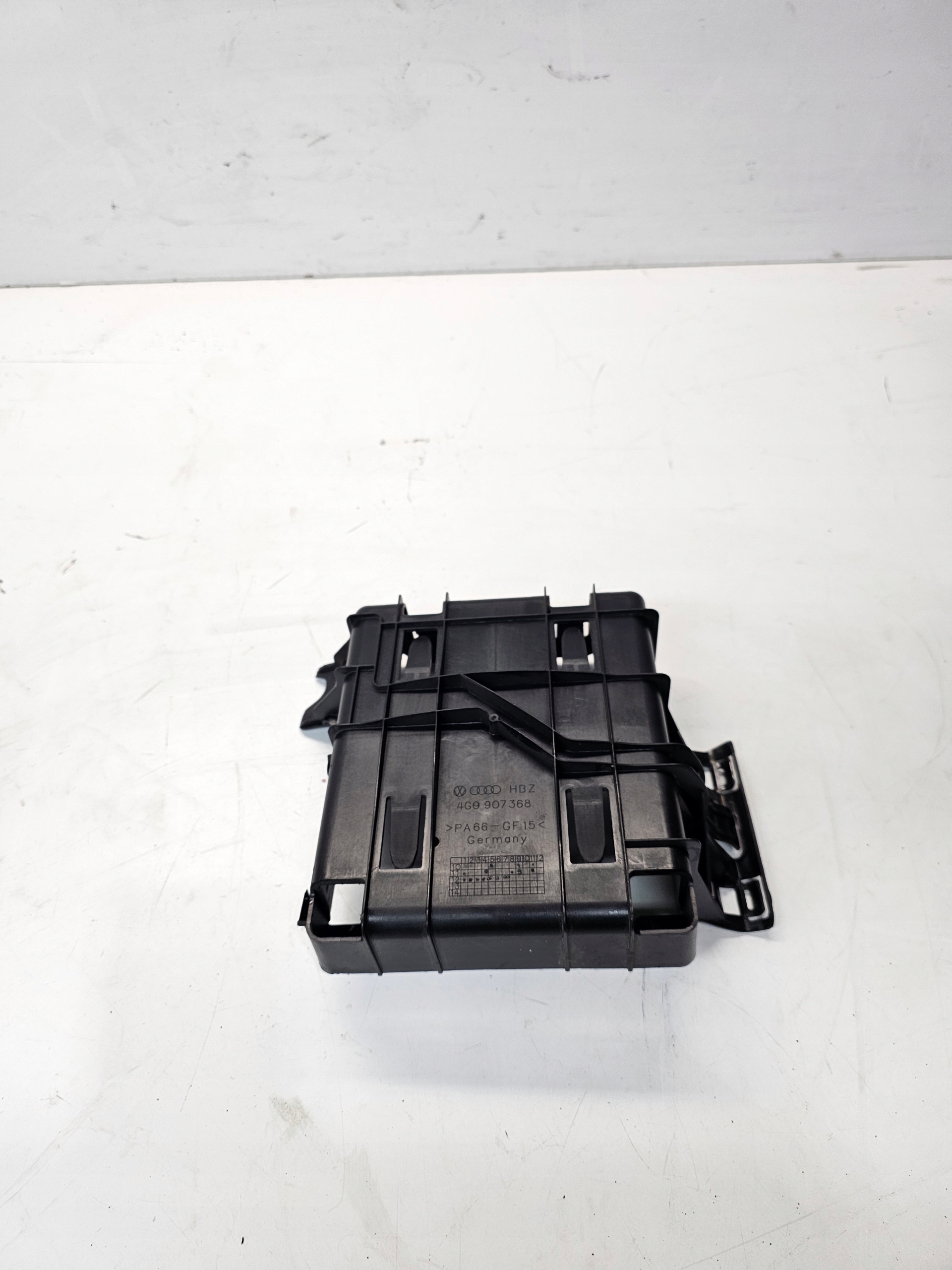 bracket holder STEROWNIKA AUDI A6 C7 4G0907368