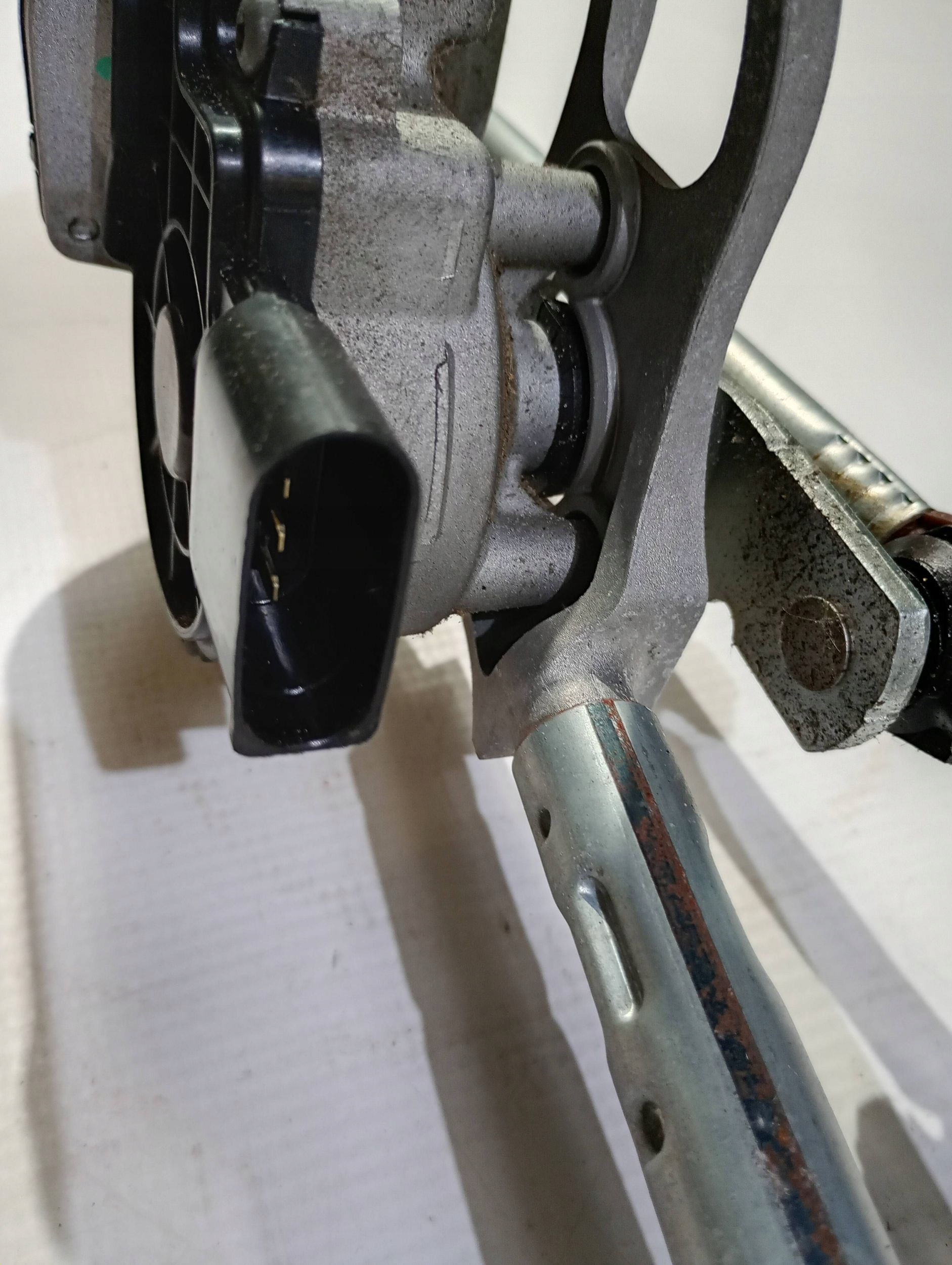 engine mini motor wiper mechanism windows czolowej Dodge RAM 1500 2019