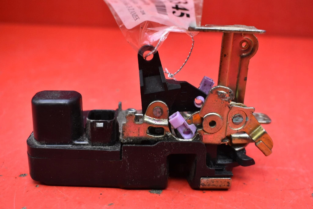 lock door left front front EU CHRYSLER PACIFICA 1 and 03-08